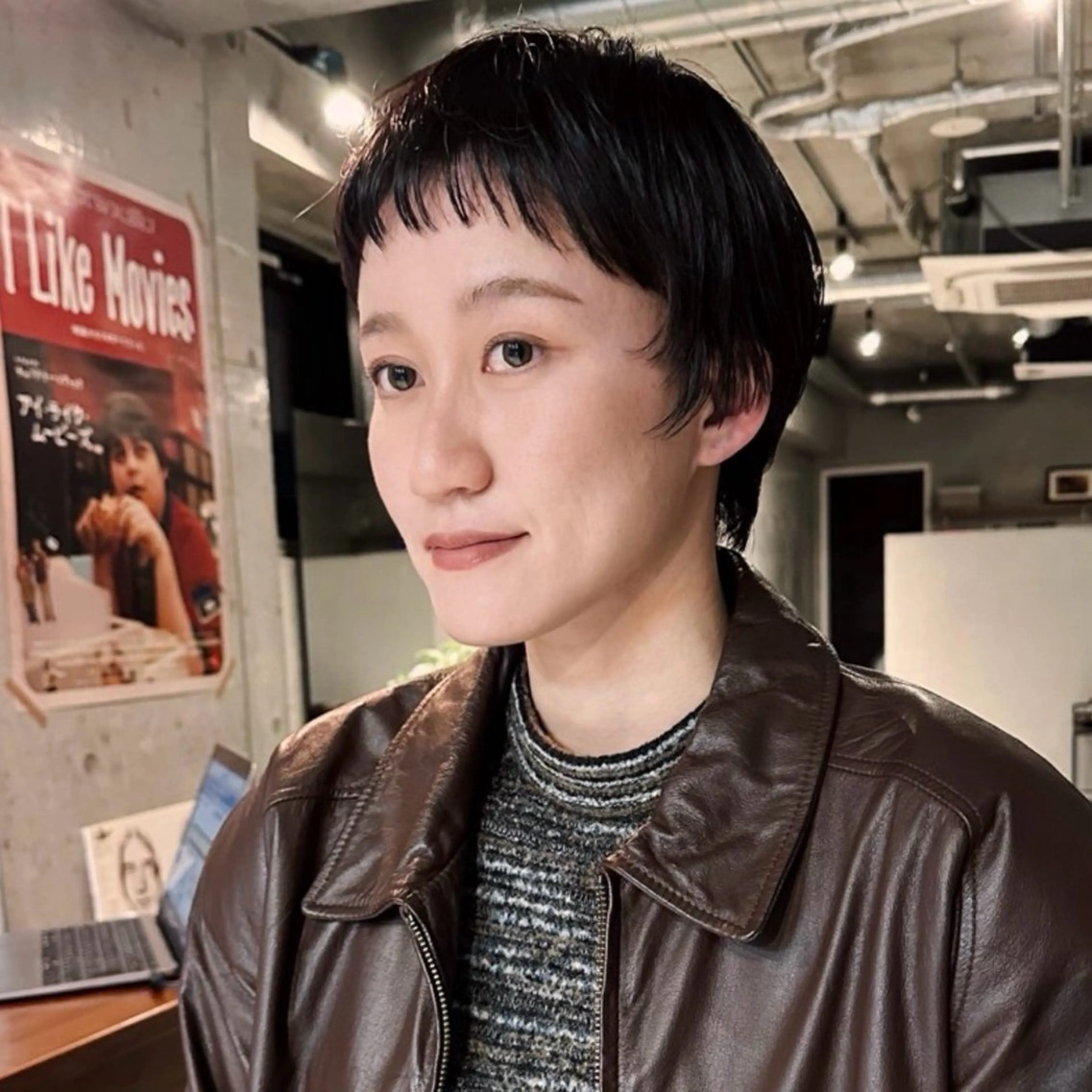 ショート パーマ 前野 日奈のヘアスタイル