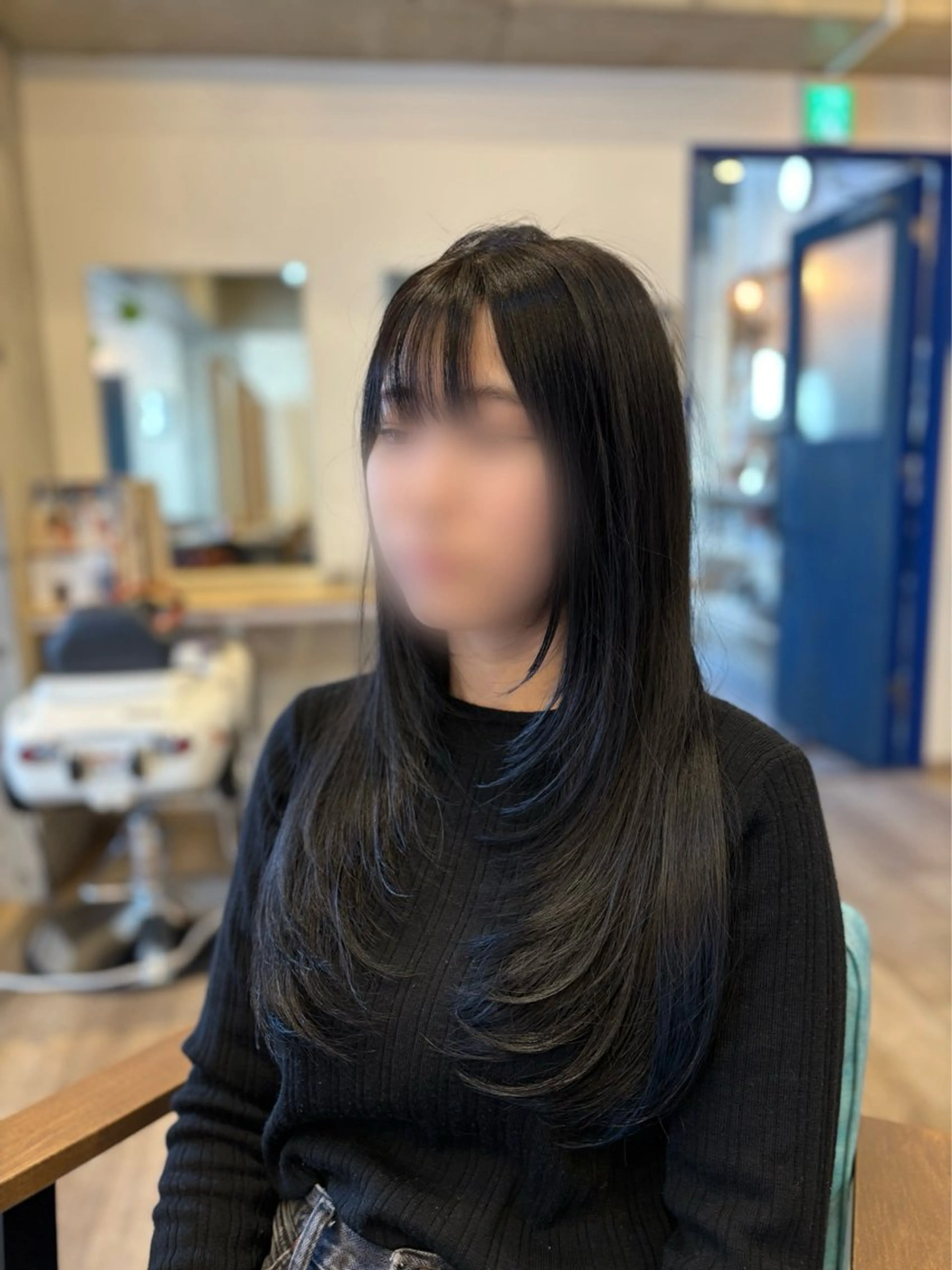 ロング レイヤーカット Liere YUMAのヘアスタイル