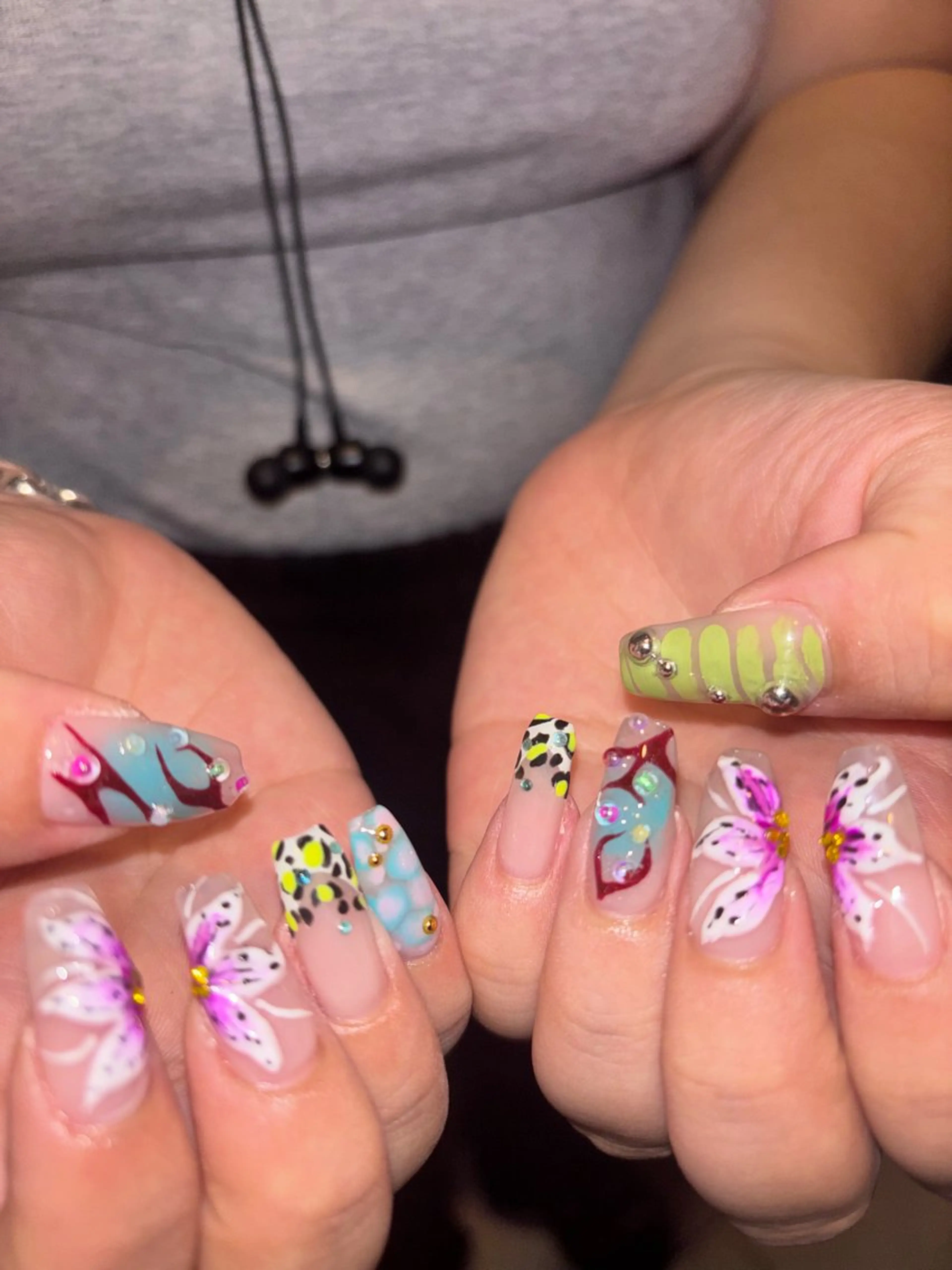 ネイル ハンドネイル 海外ネイル u4me🦄💜のネイルデザイン