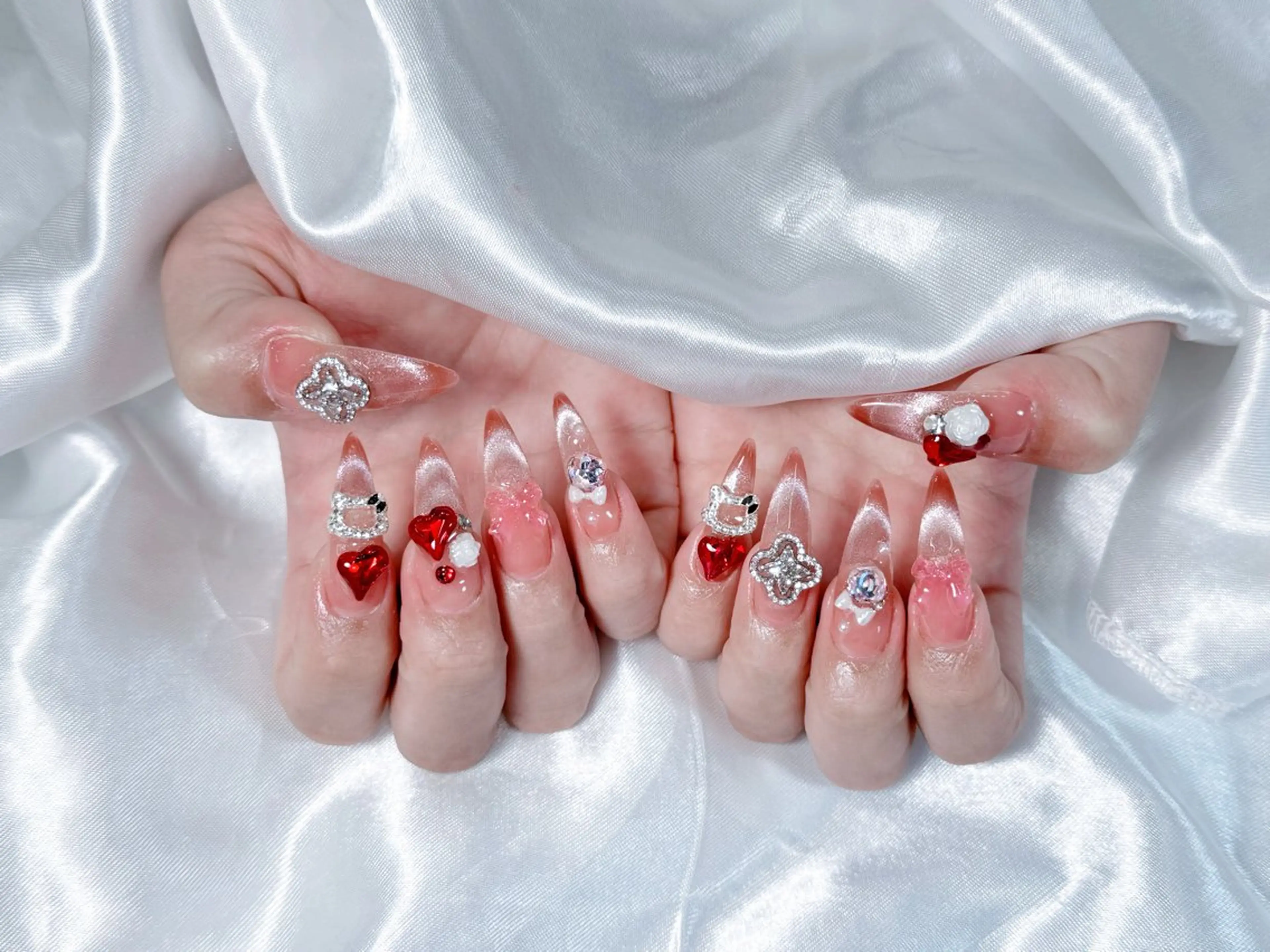 ネイル Lya Nail Salonのネイルデザイン