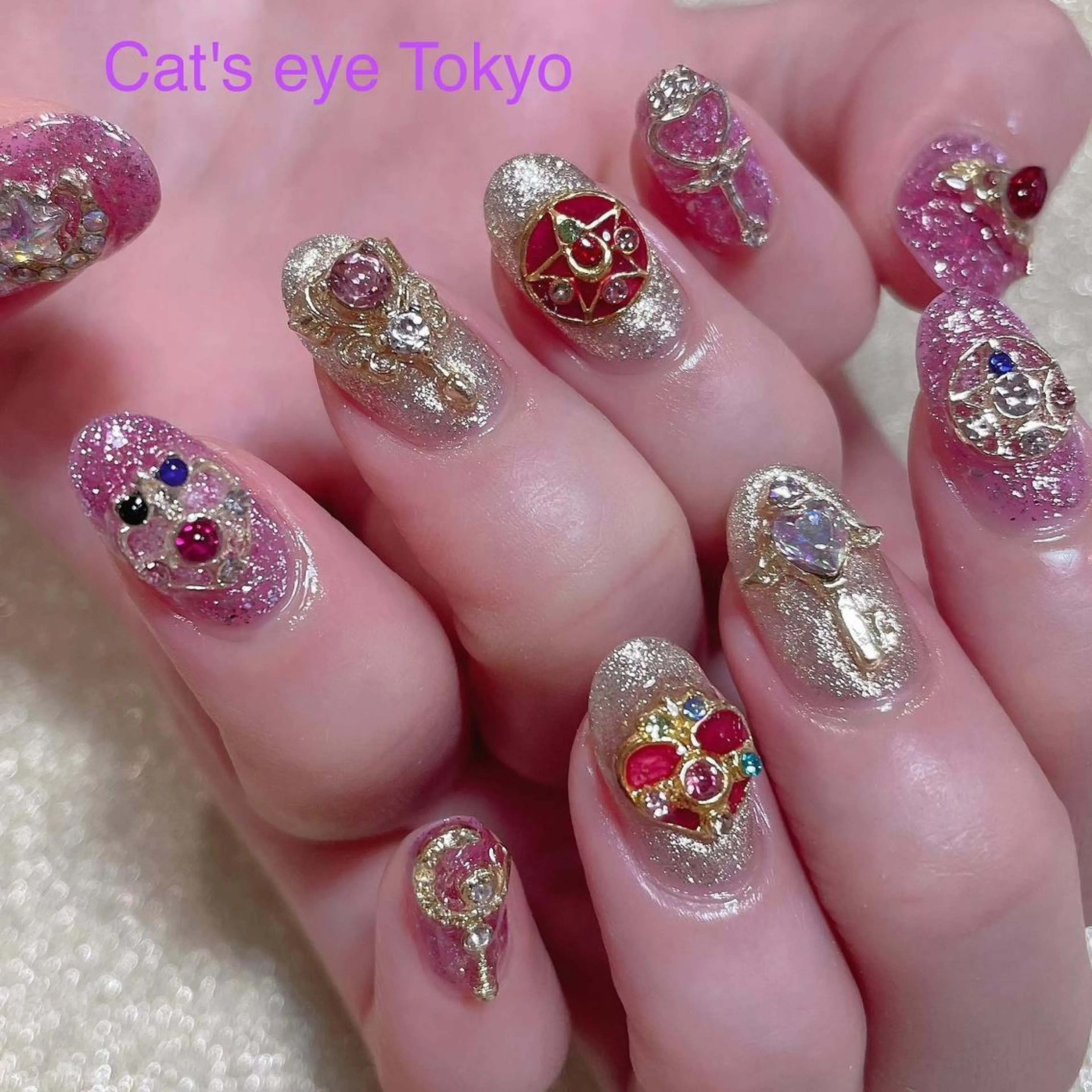 ネイル マツエク・マツパ Cat's eye TOKYO 新宿店のネイルデザイン