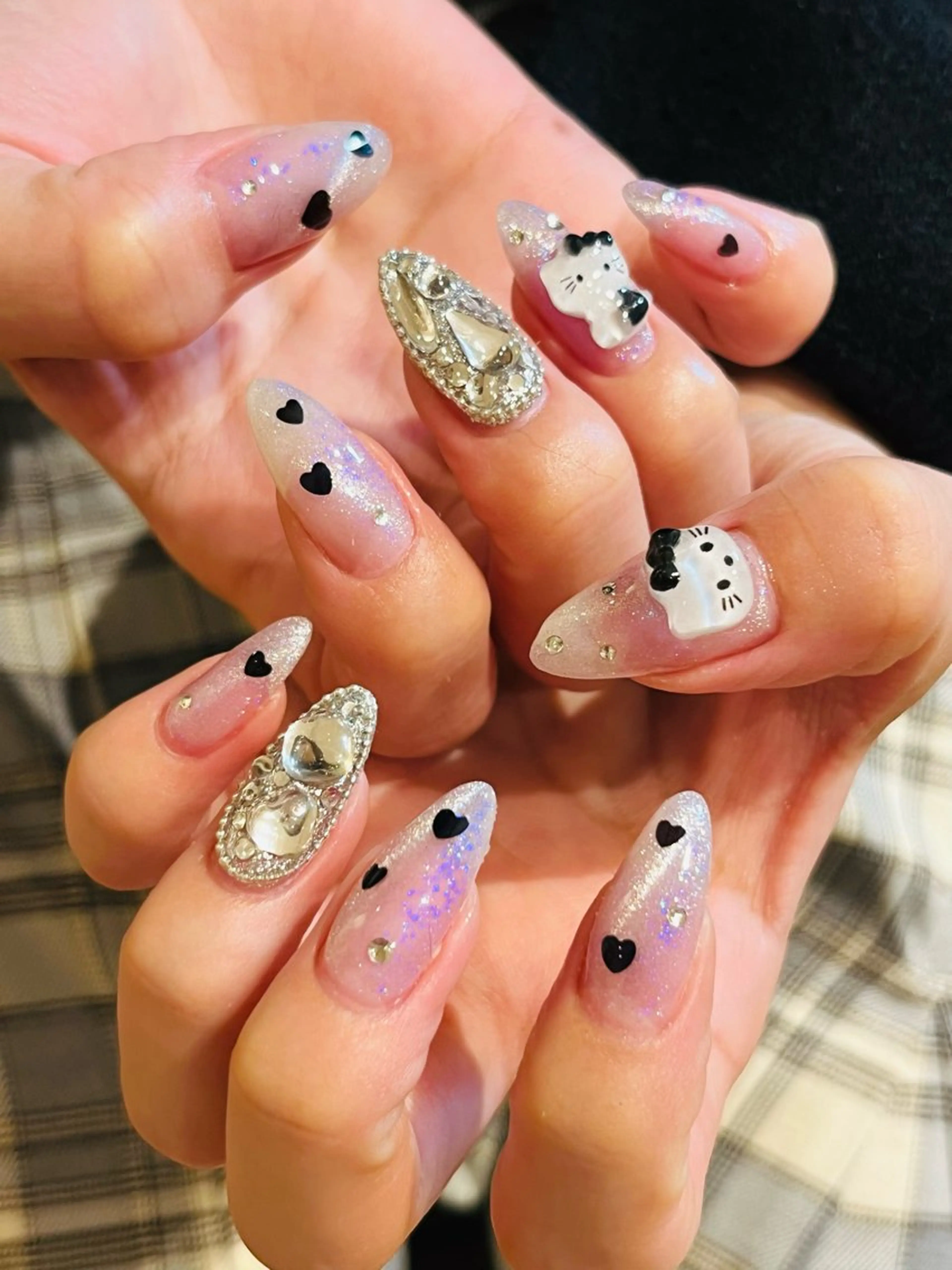 ネイル Brodia nailsのネイルデザイン