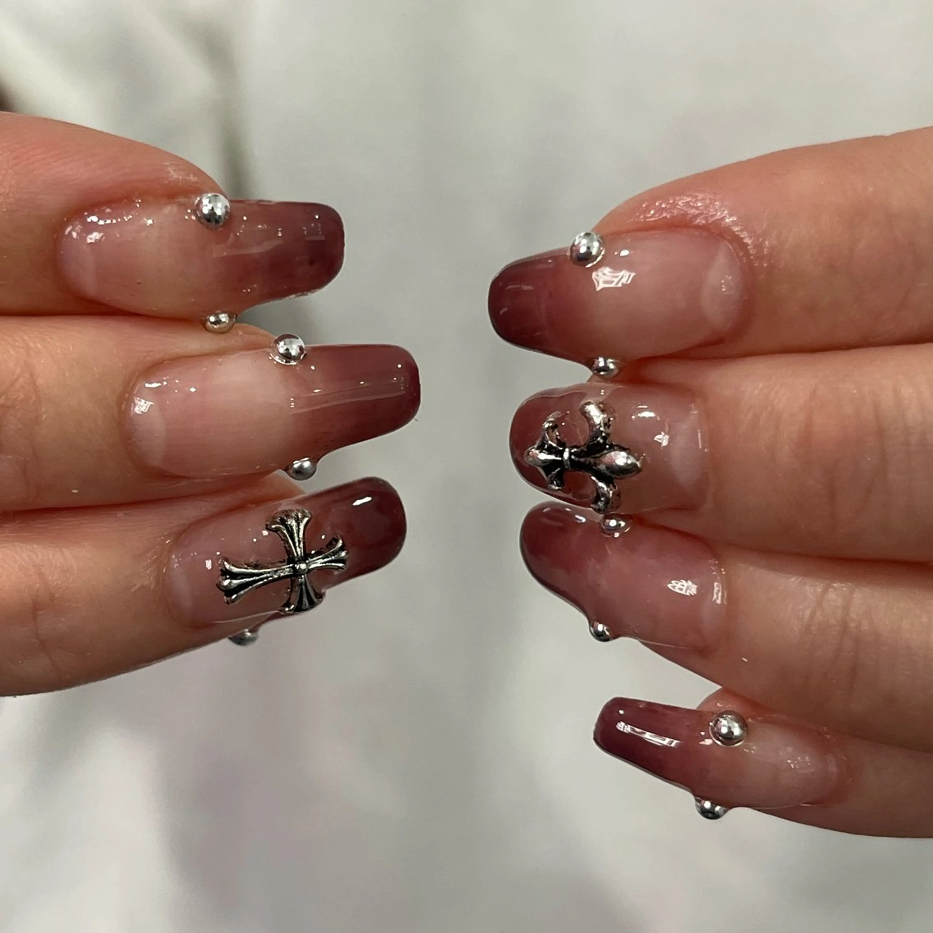 ネイル 持ち込み VENUSBELT Miiのネイルデザイン