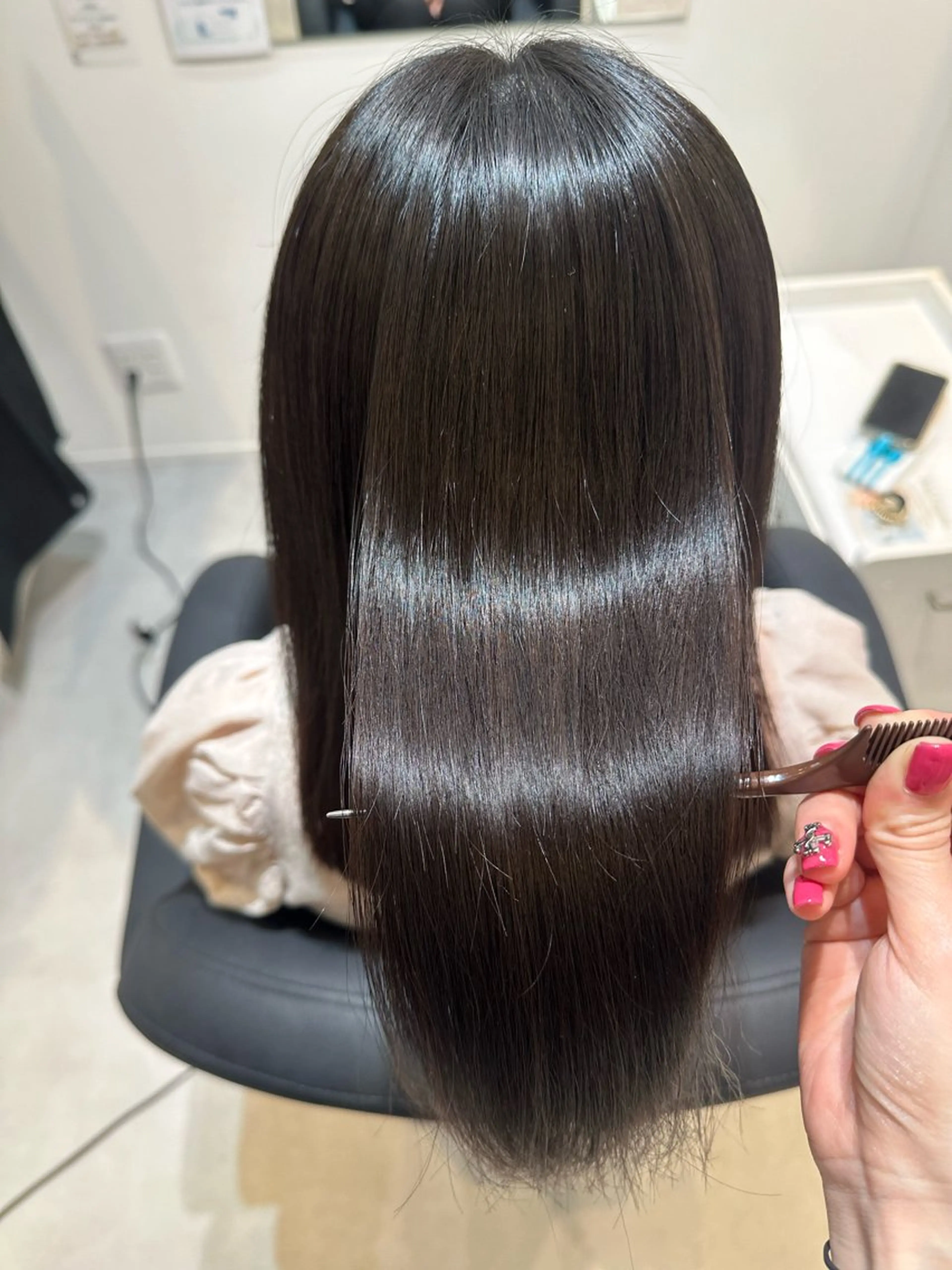 ミディアム Emuest心斎橋 SAKIのヘアスタイル