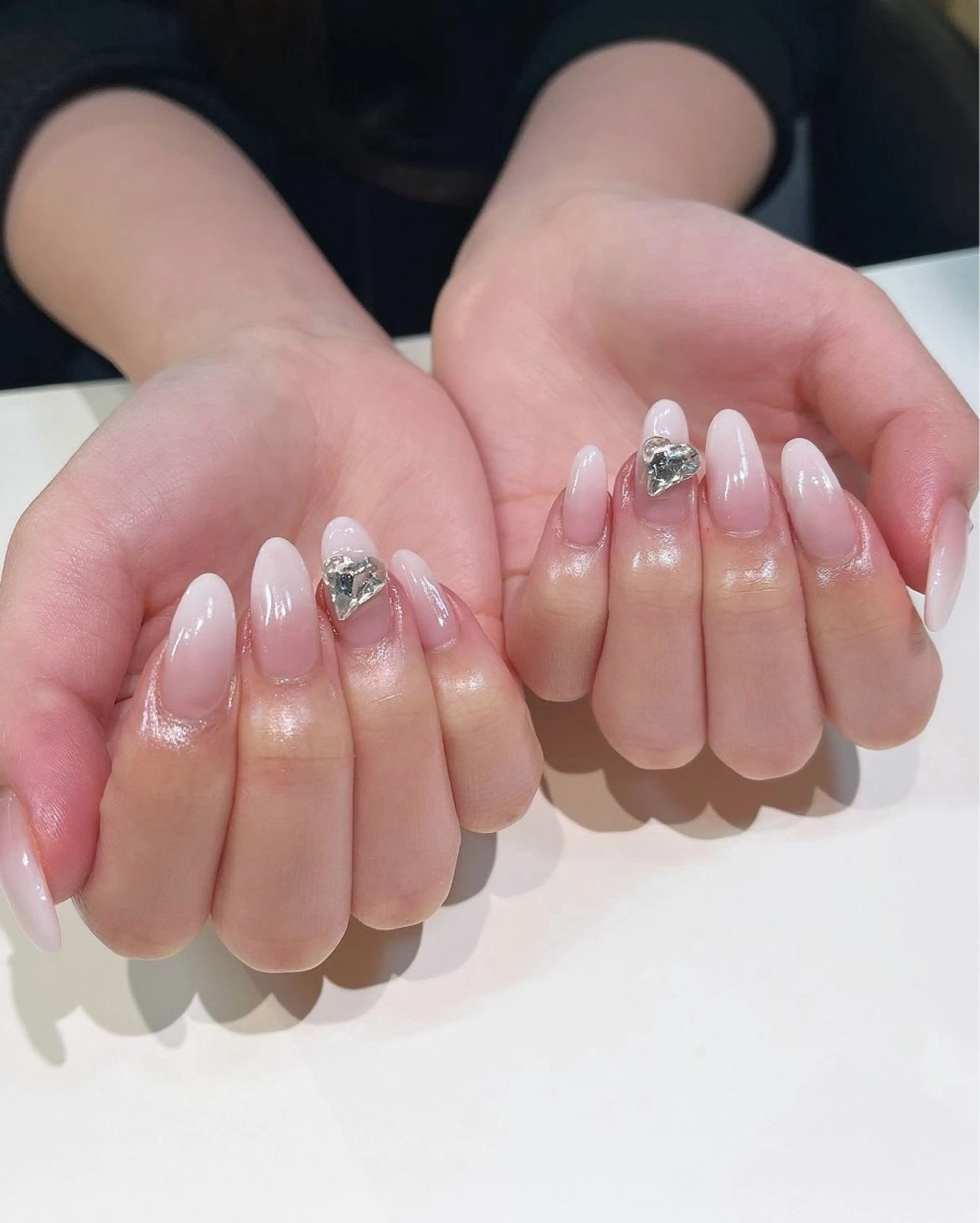 ネイル フットネイル フレンチネイル 韓国ネイル ロングネイル マグネットネイル Lee _nailのネイルデザイン