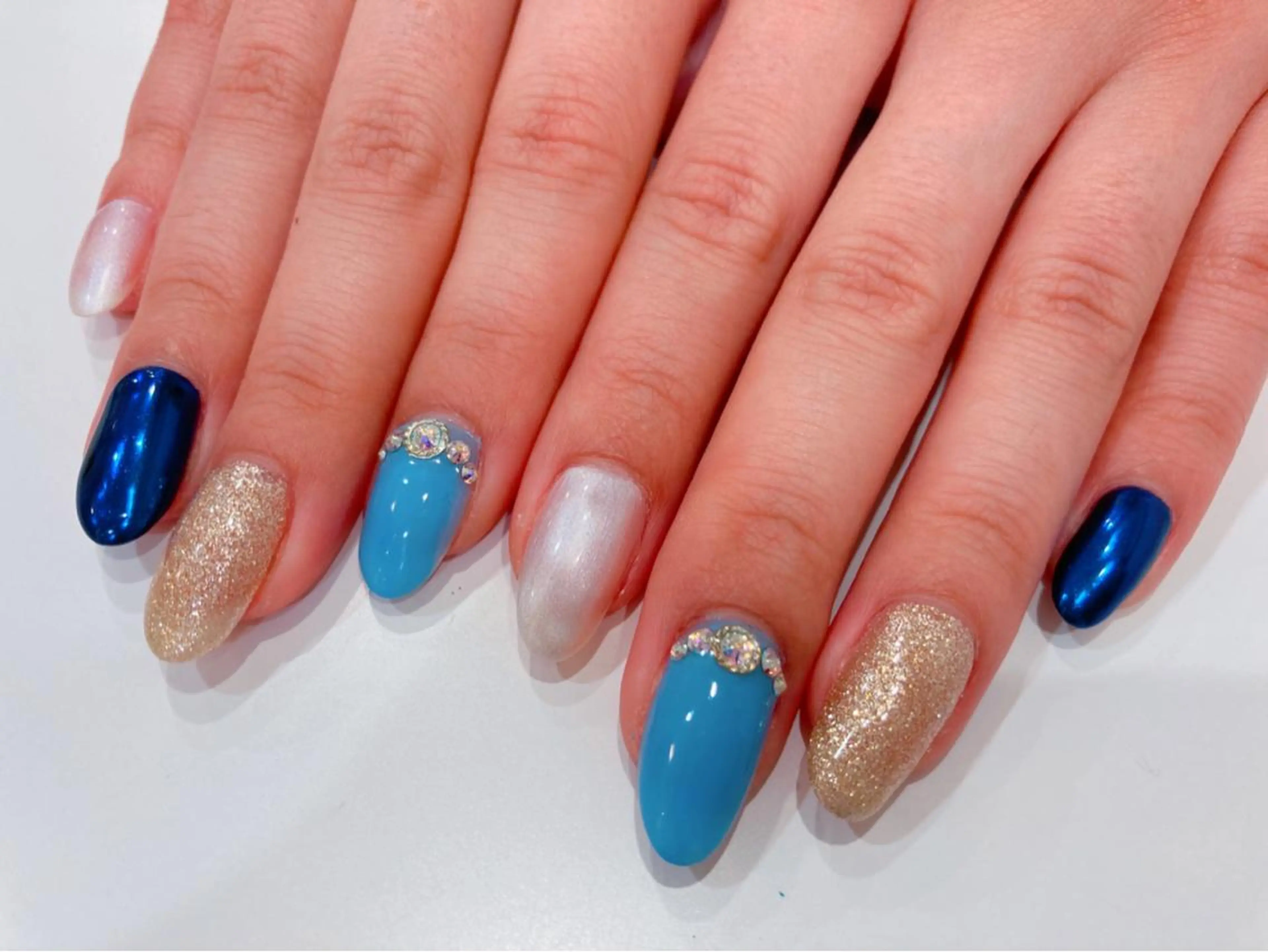 ネイル 酒井 美由紀のネイルデザイン