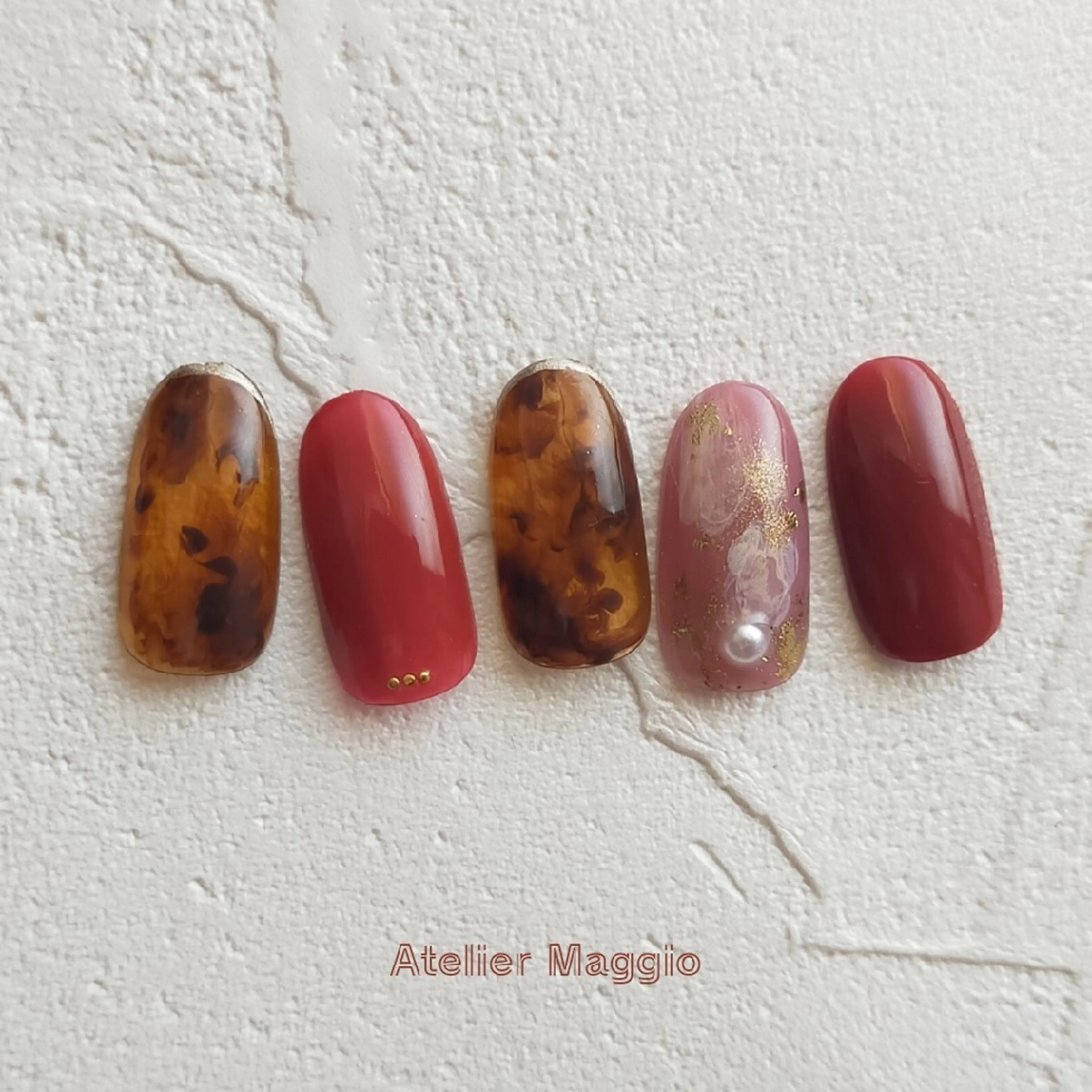 ネイル べっ甲ネイル アトリエマッジョ madokaのネイルデザイン