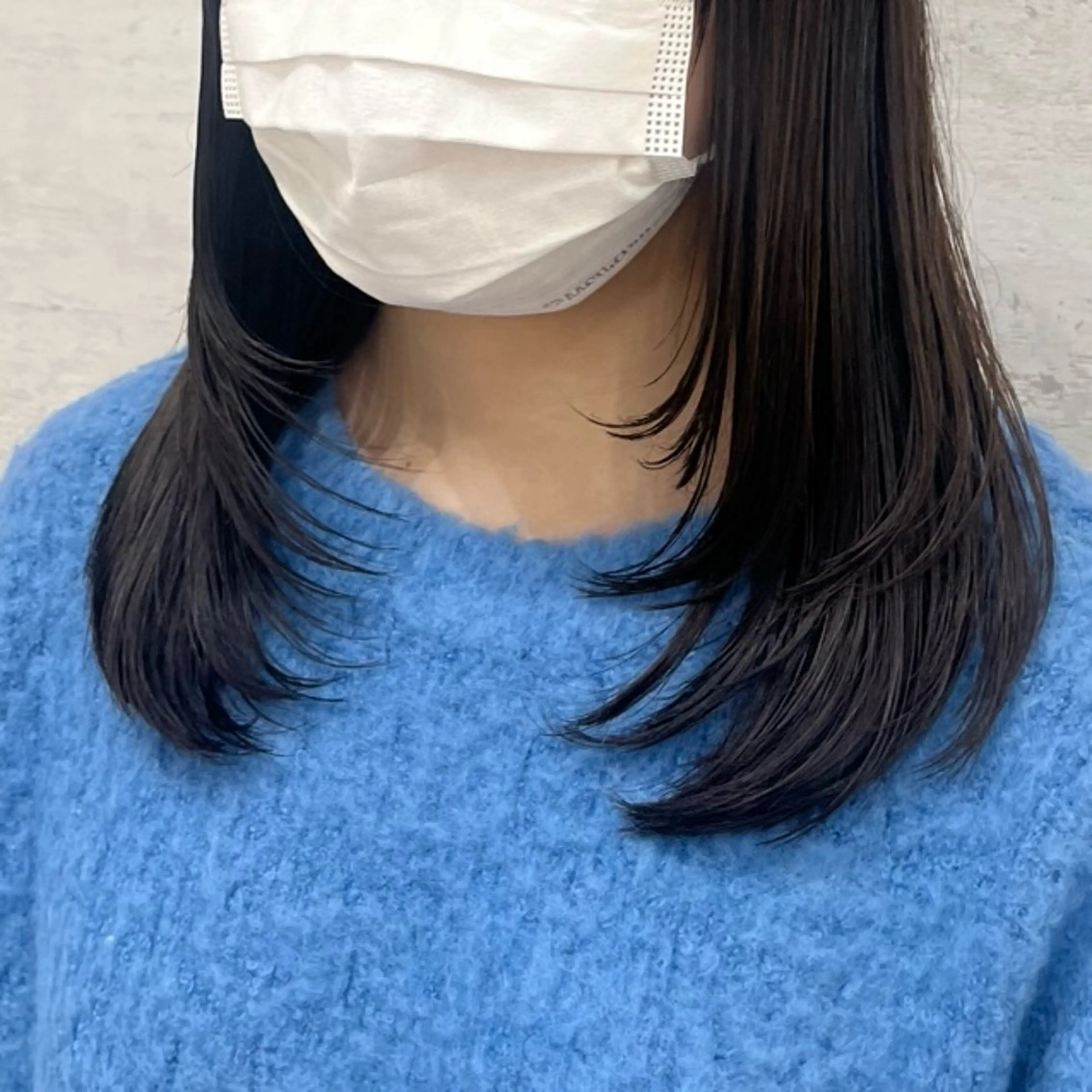 セミロング 佐藤 雅のヘアスタイル