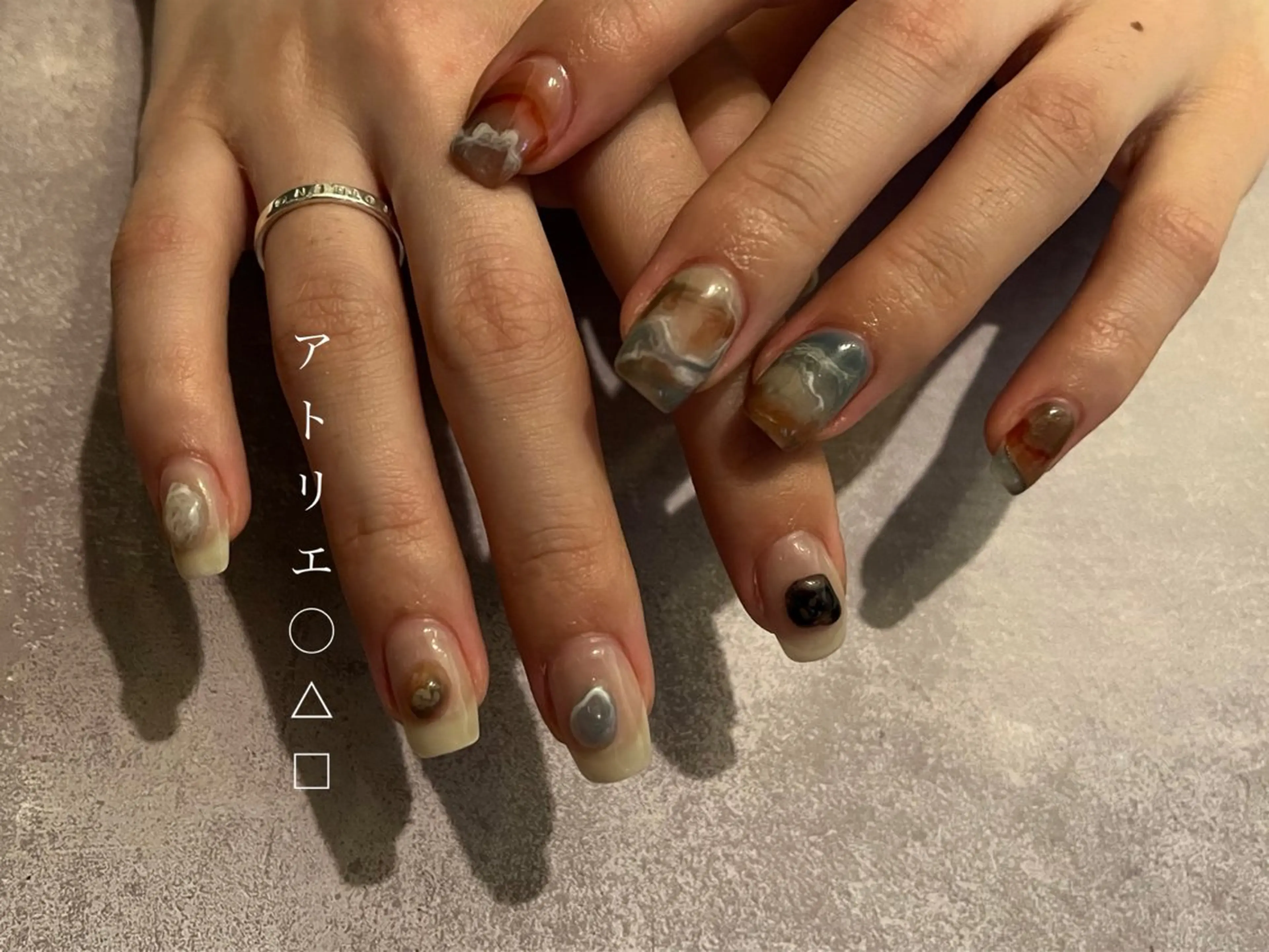 ネイル ハンドネイル アトリエ ○△□のネイルデザイン
