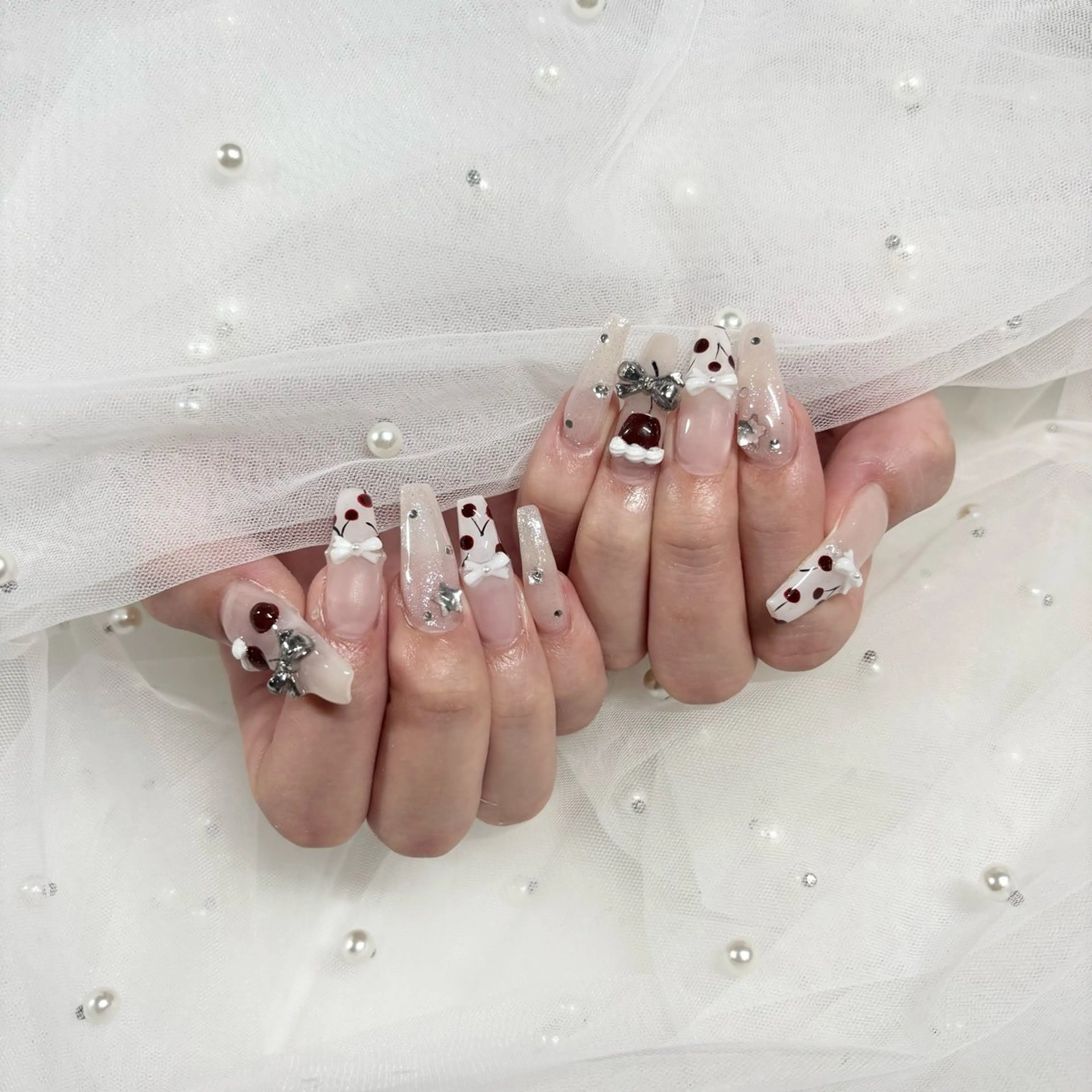 ネイル ハンドネイル ୨୧ mio୨୧のネイルデザイン