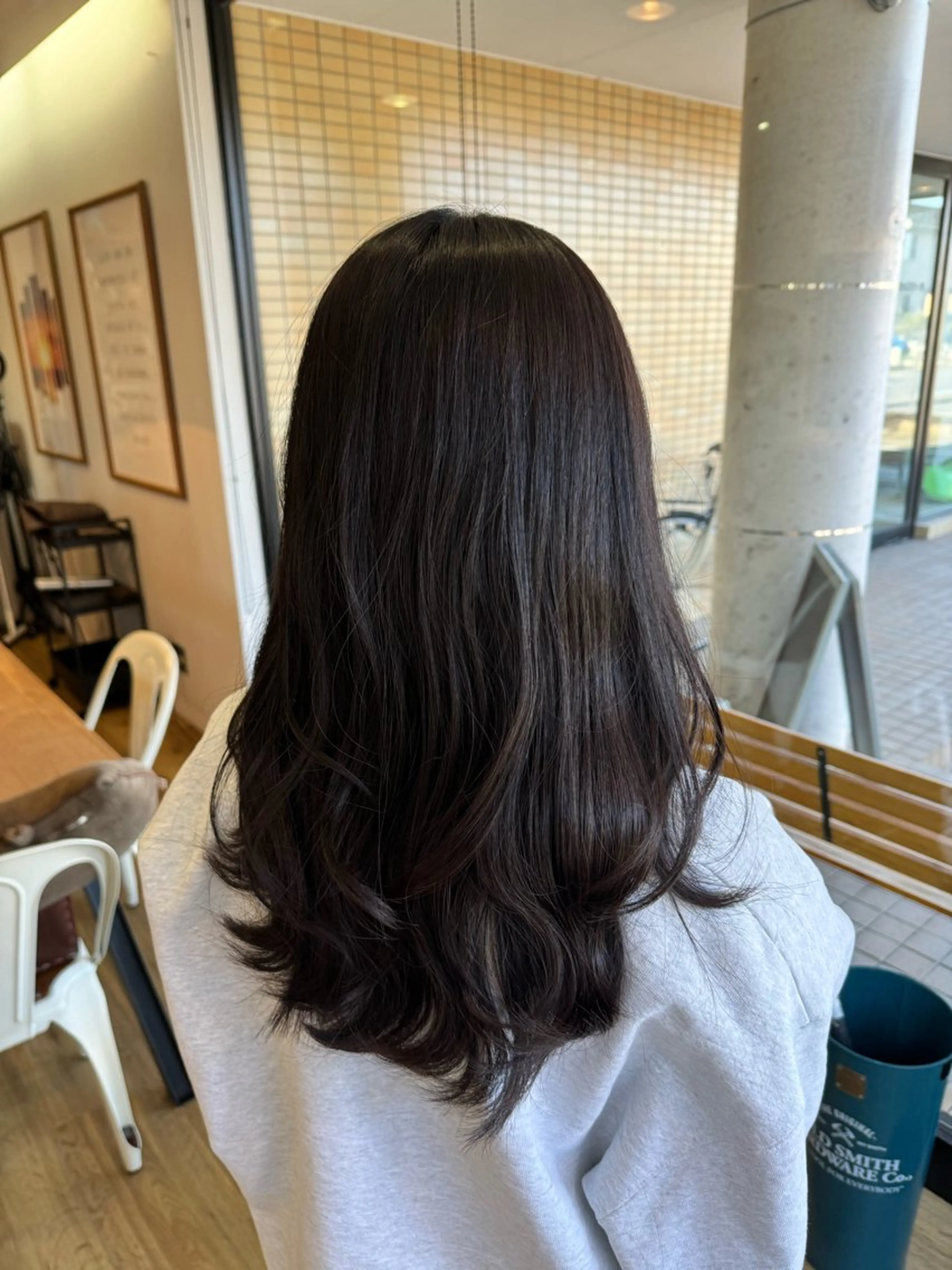 ロング カラー ヘアカラー トリートメント ツキダテ ユイのヘアスタイル
