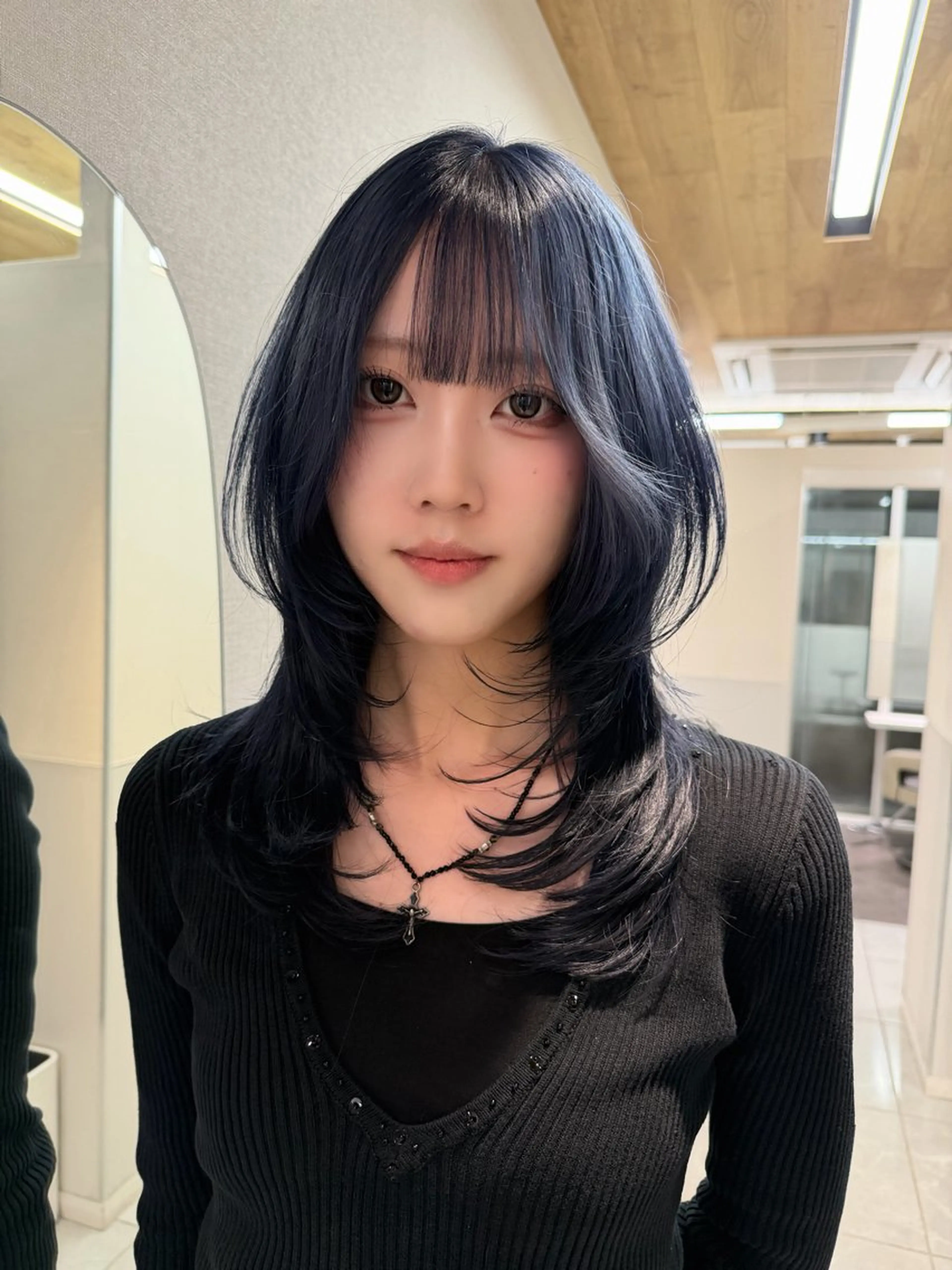 セミロング カット ヘアカラー トリートメント RiA/レイヤーカッ ト/ハッシュカットのヘアスタイル