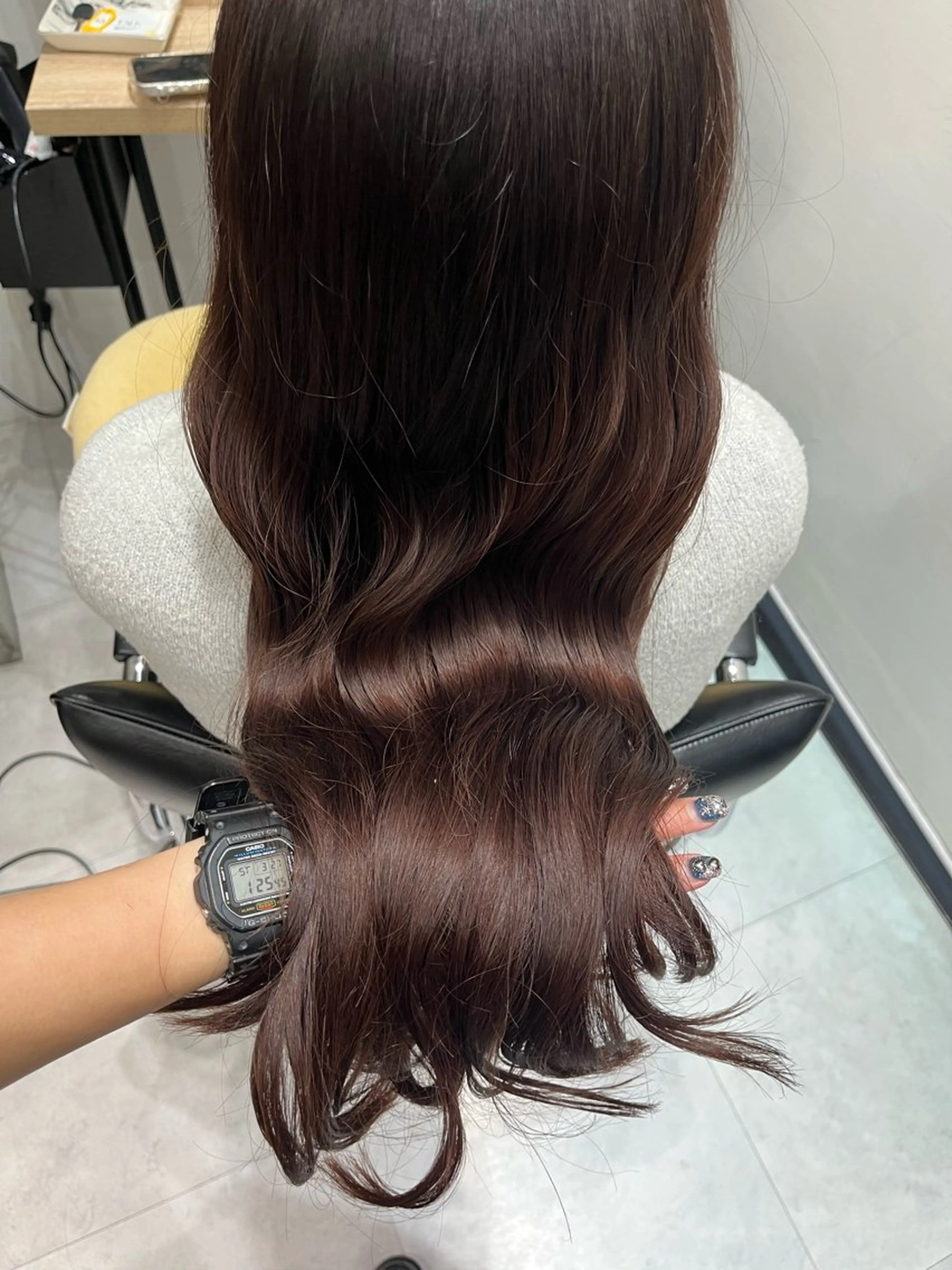 ロング カラー カット ヘアカラー トリートメント ブリーチなし 暖色カラー/井上あいのヘアスタイル