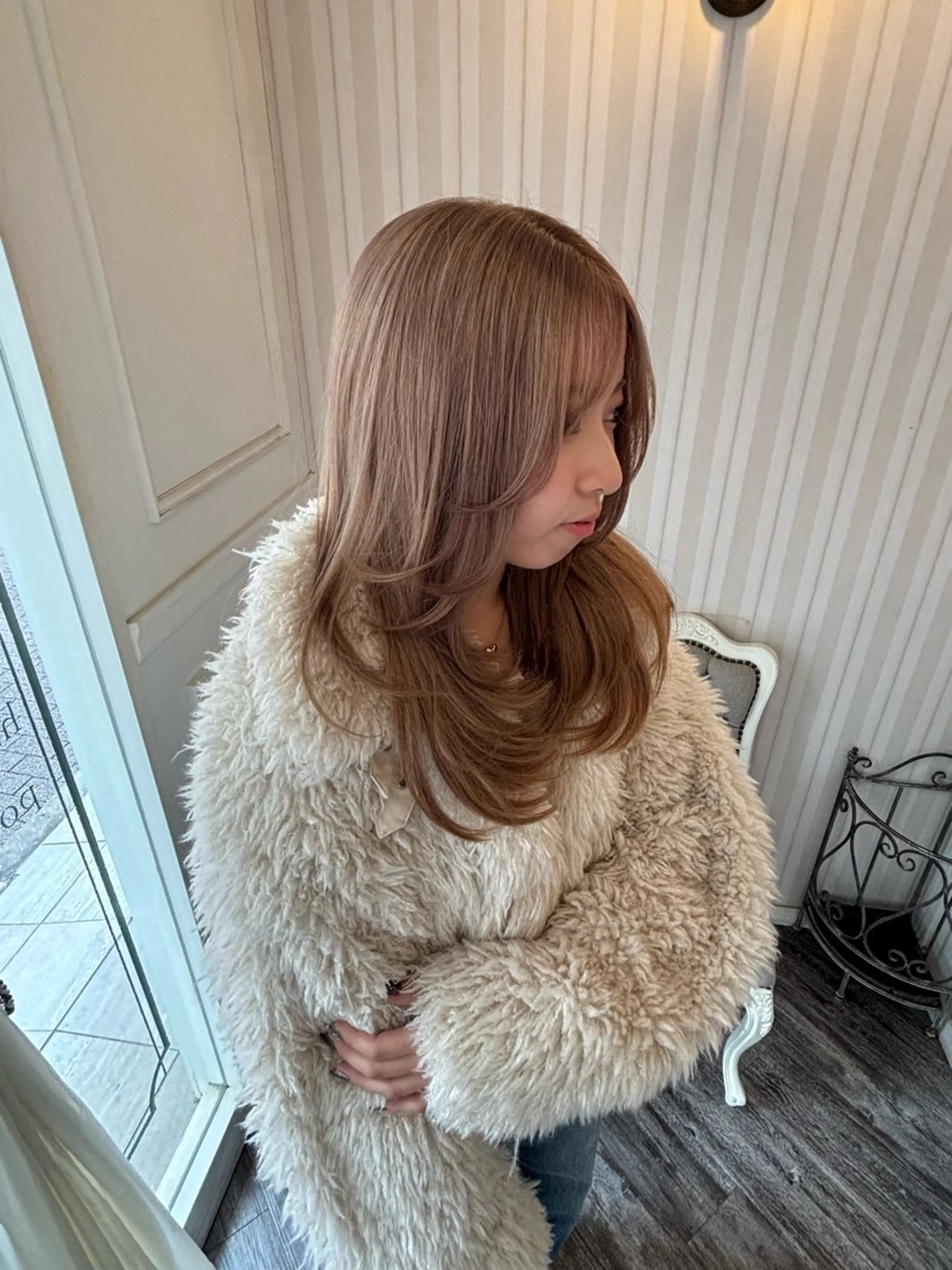 セミロング カット ヘアカラー ウルフ/レイヤー/ 戸内໒꒱· ﾟのヘアスタイル