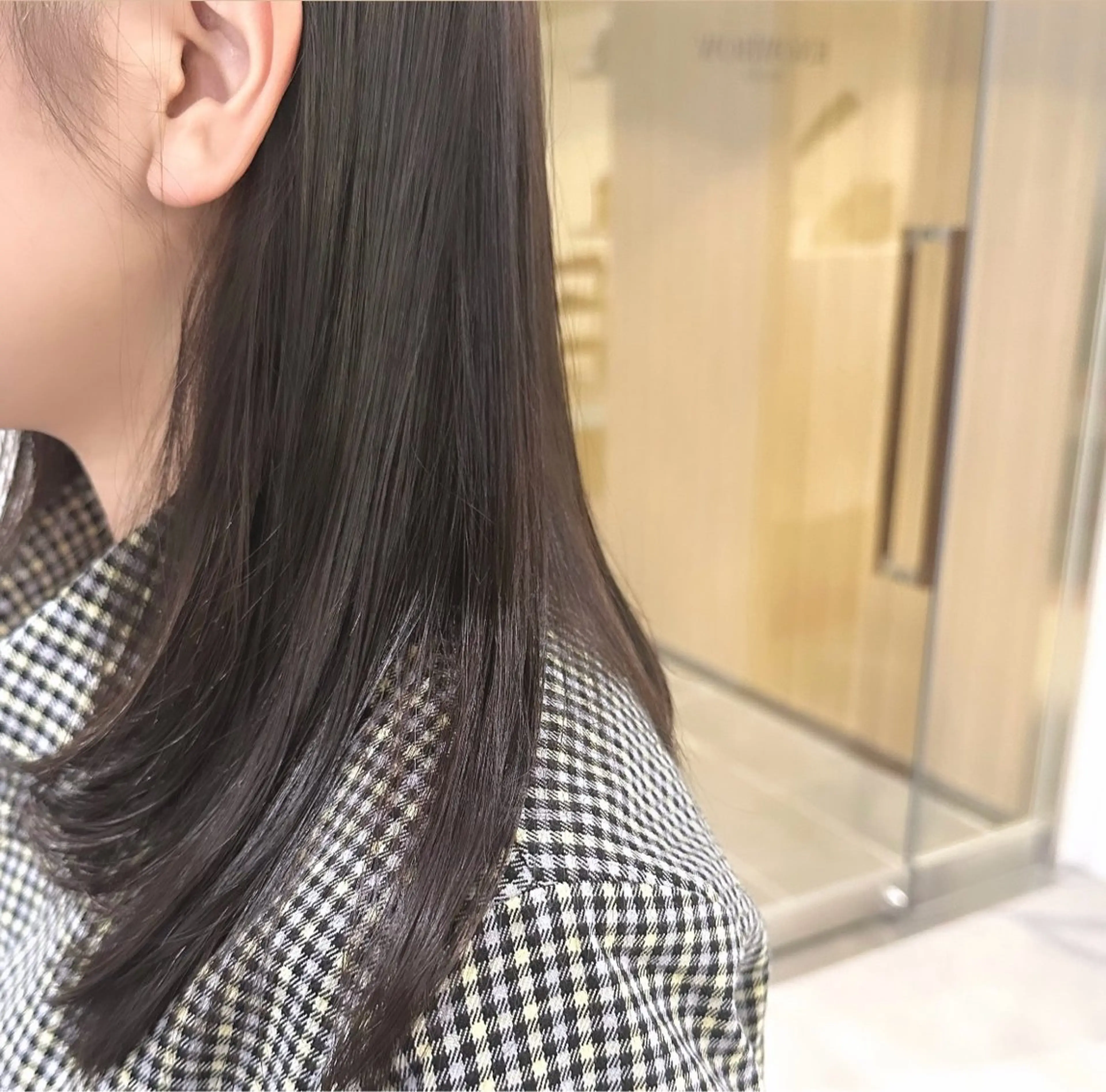 セミロング アンニュイヘア/ 顔周りカット/眞弓萌のヘアスタイル