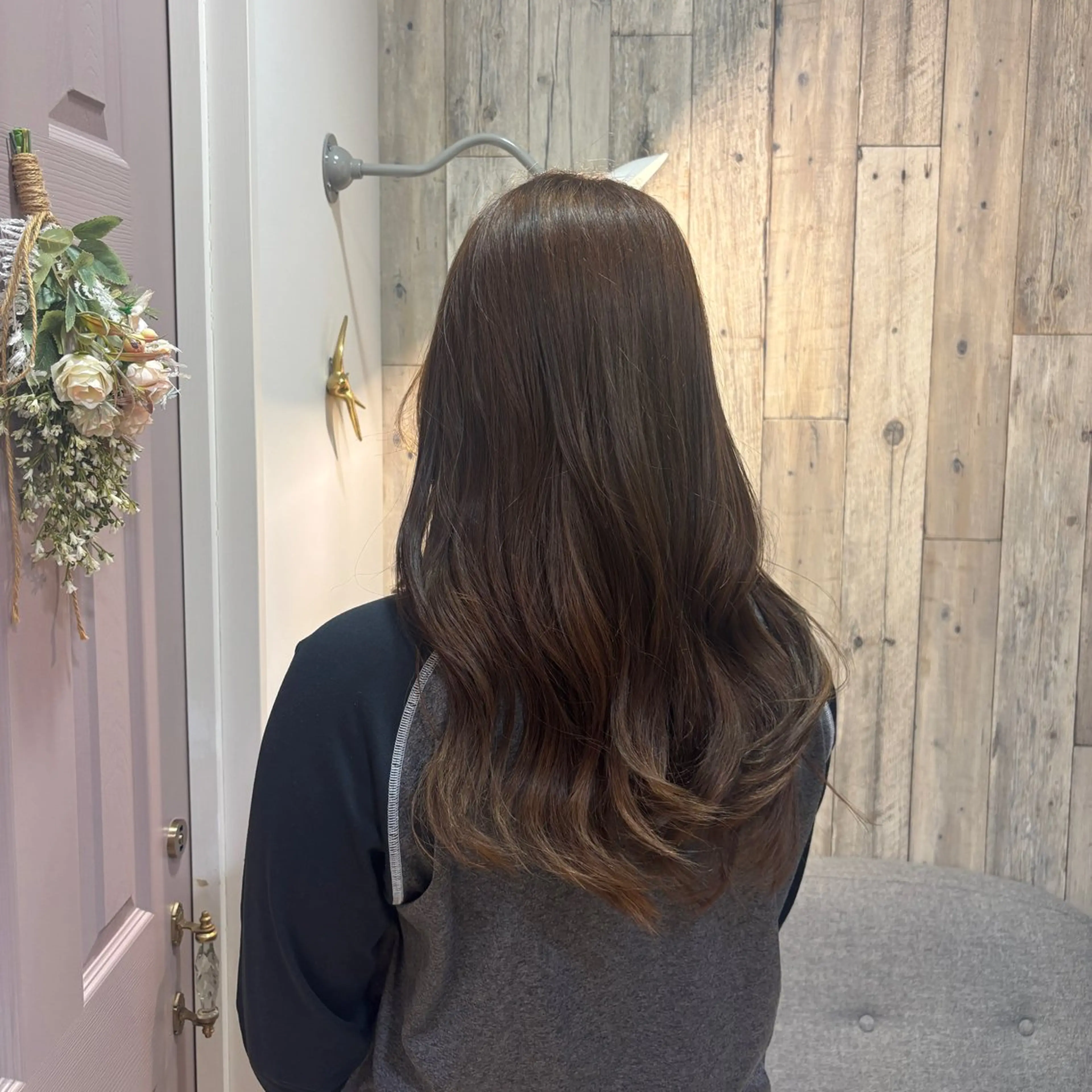 ロング カラー ヘアカラー 上村 七海のヘアスタイル
