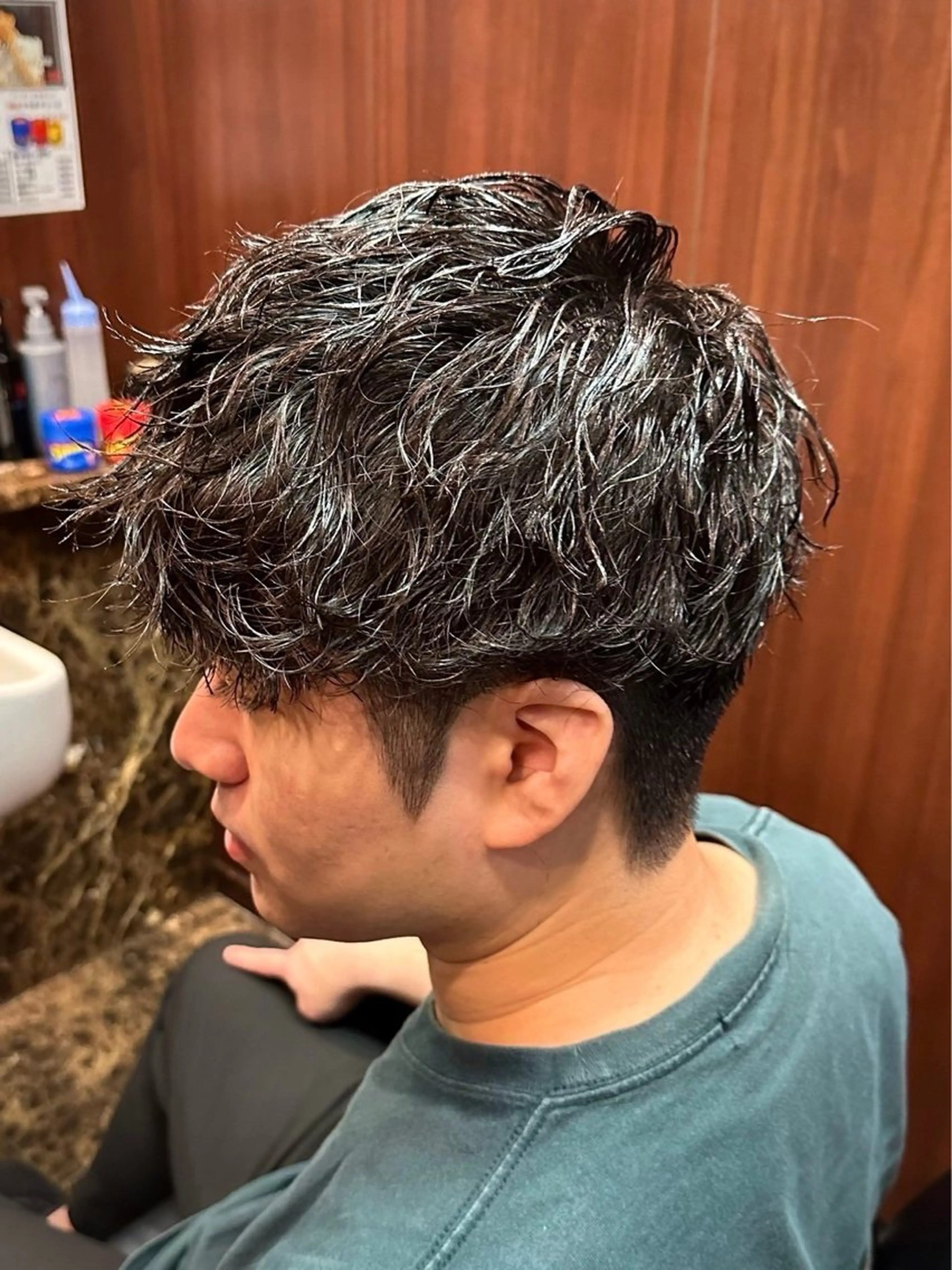 ミディアム まえひら じおんのヘアスタイル