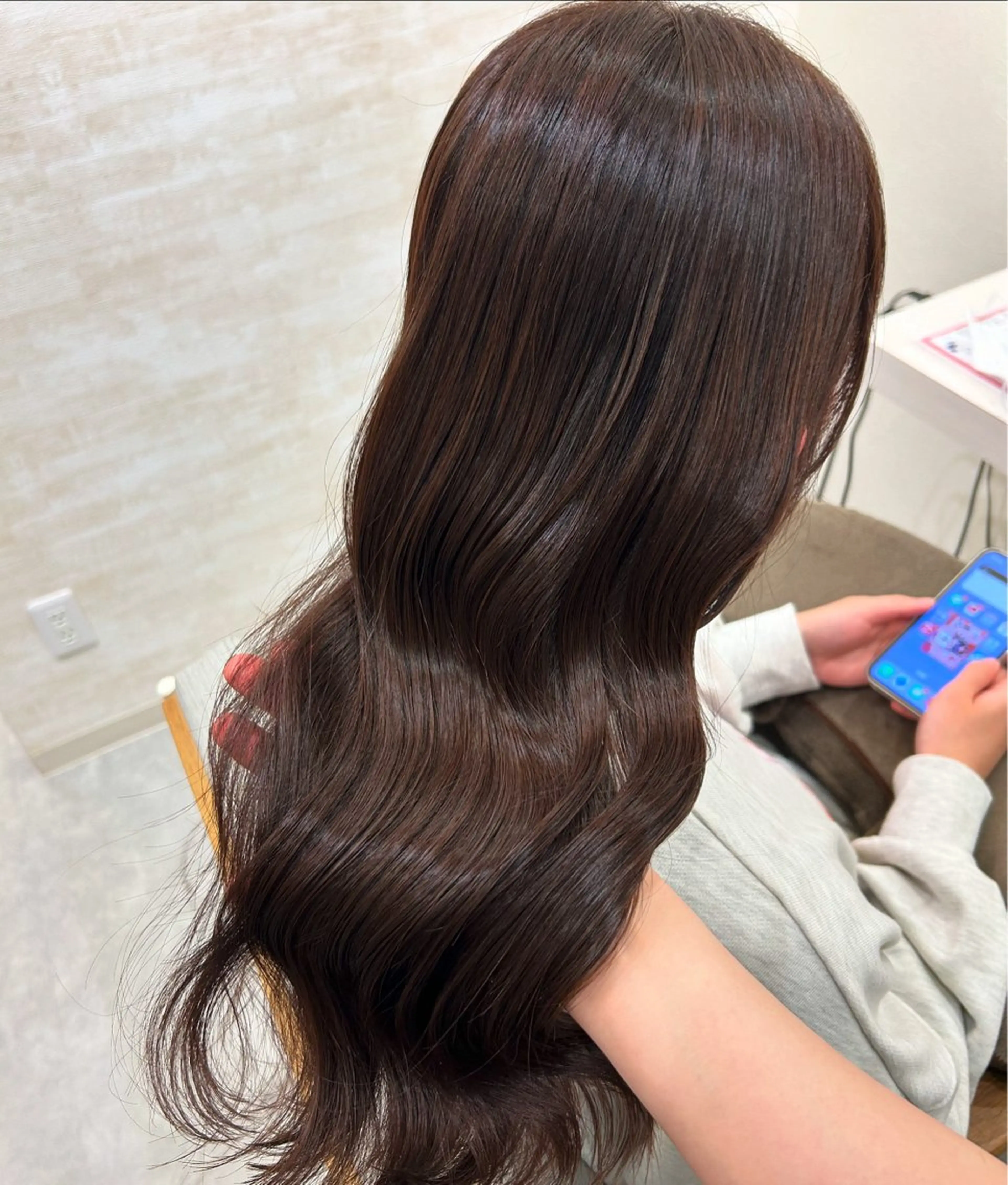 ロング カラー ヘアアレンジ カット ヘアカラー トリートメント 髪質改善&艶感カラー 🪄岡井美結のヘアスタイル