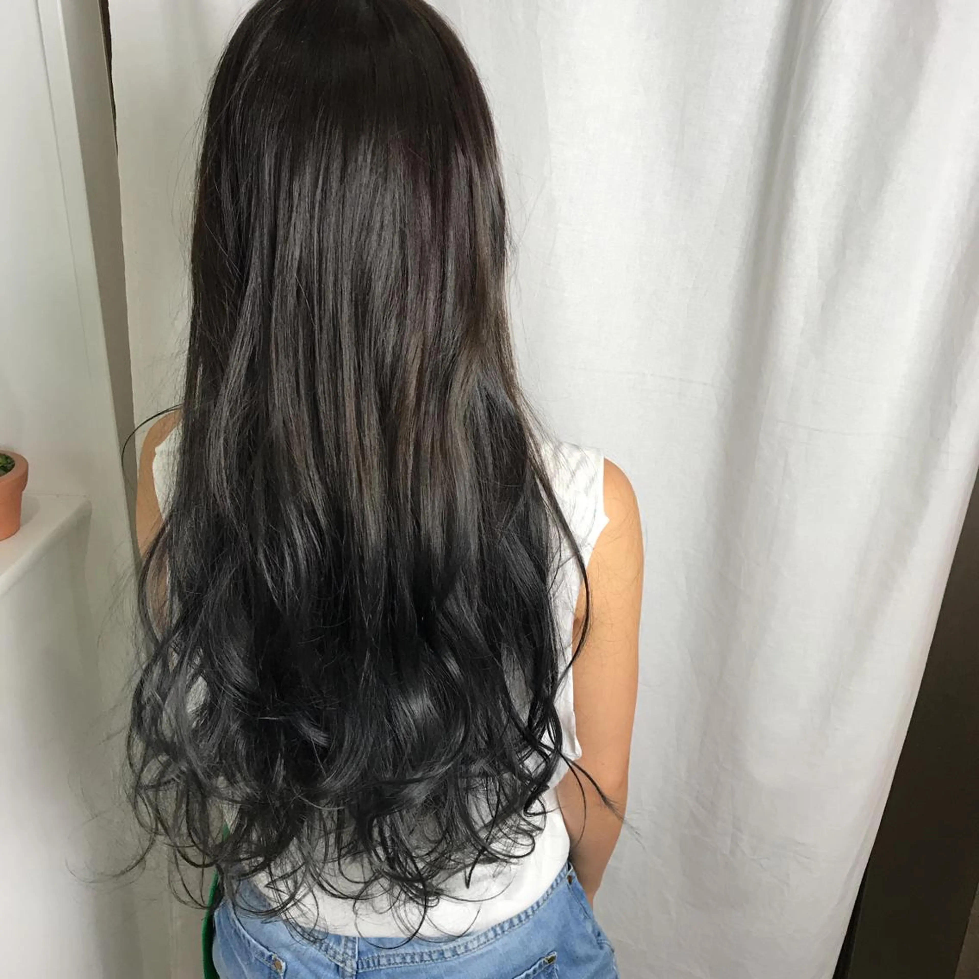 ロング カラー アディクシーカラー ブルーカラー ブルーグレー ブルーグレージュ グレージュ 🌈限定価格🌈 鈴木　瑛輔のヘアスタイル