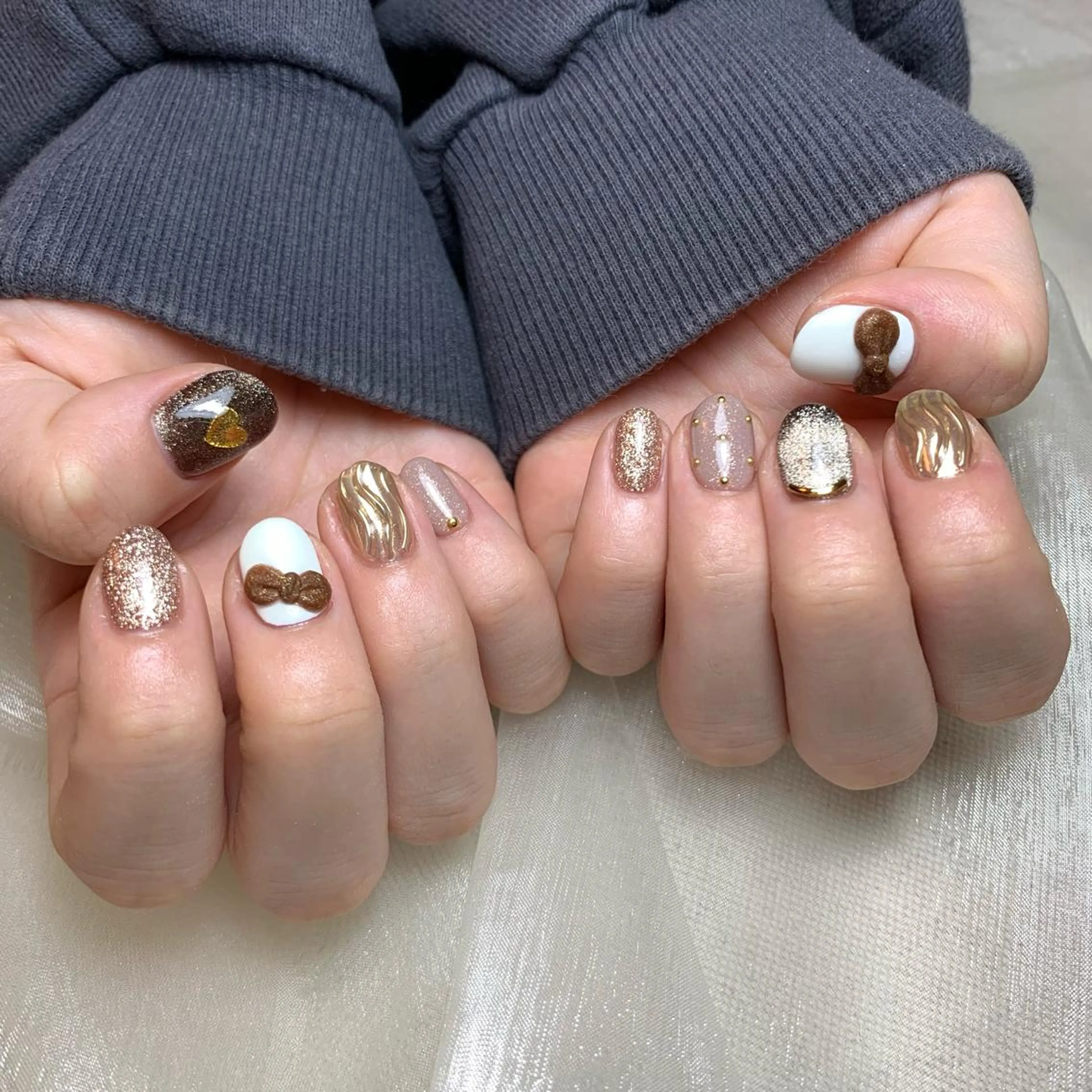 ネイル ハンドネイル 里見 麗のネイルデザイン