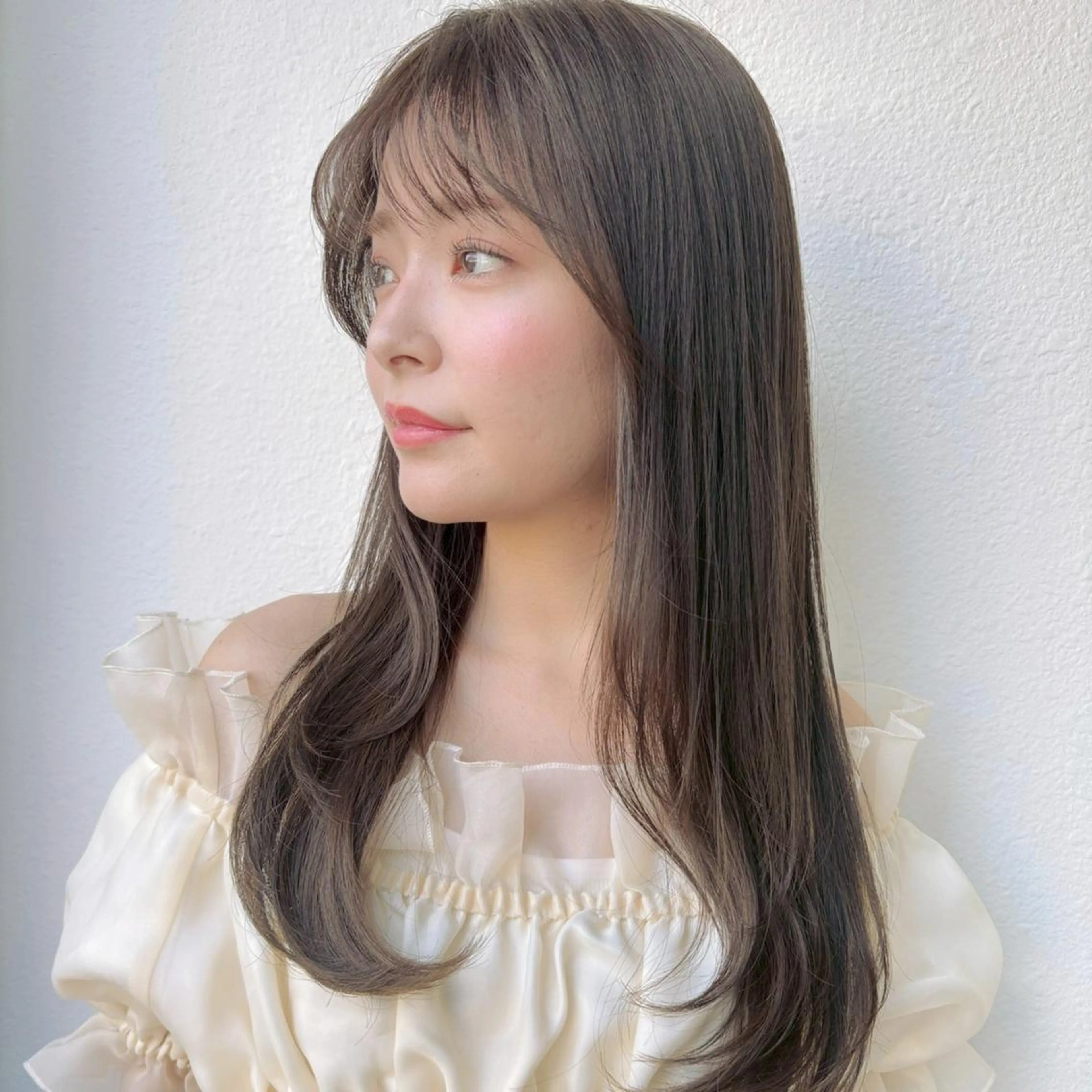 ロング 艶髪ストレート❇️ レイヤー❇️出町光流のヘアスタイル