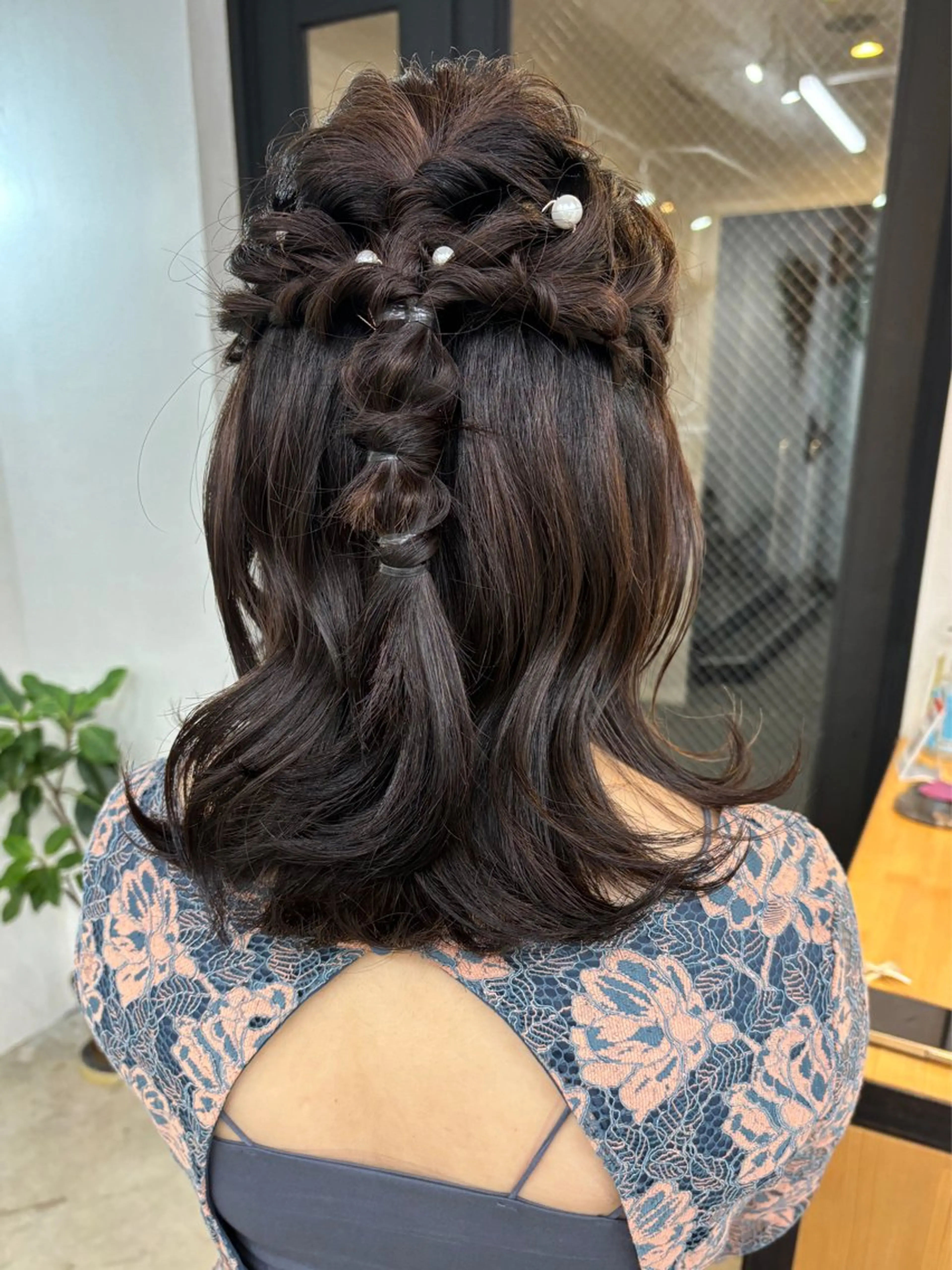 ミディアム ヘアアレンジ 結婚式・ブライダル ヘアセット 暖色カラー/天神/ ヘイマサクラのヘアスタイル