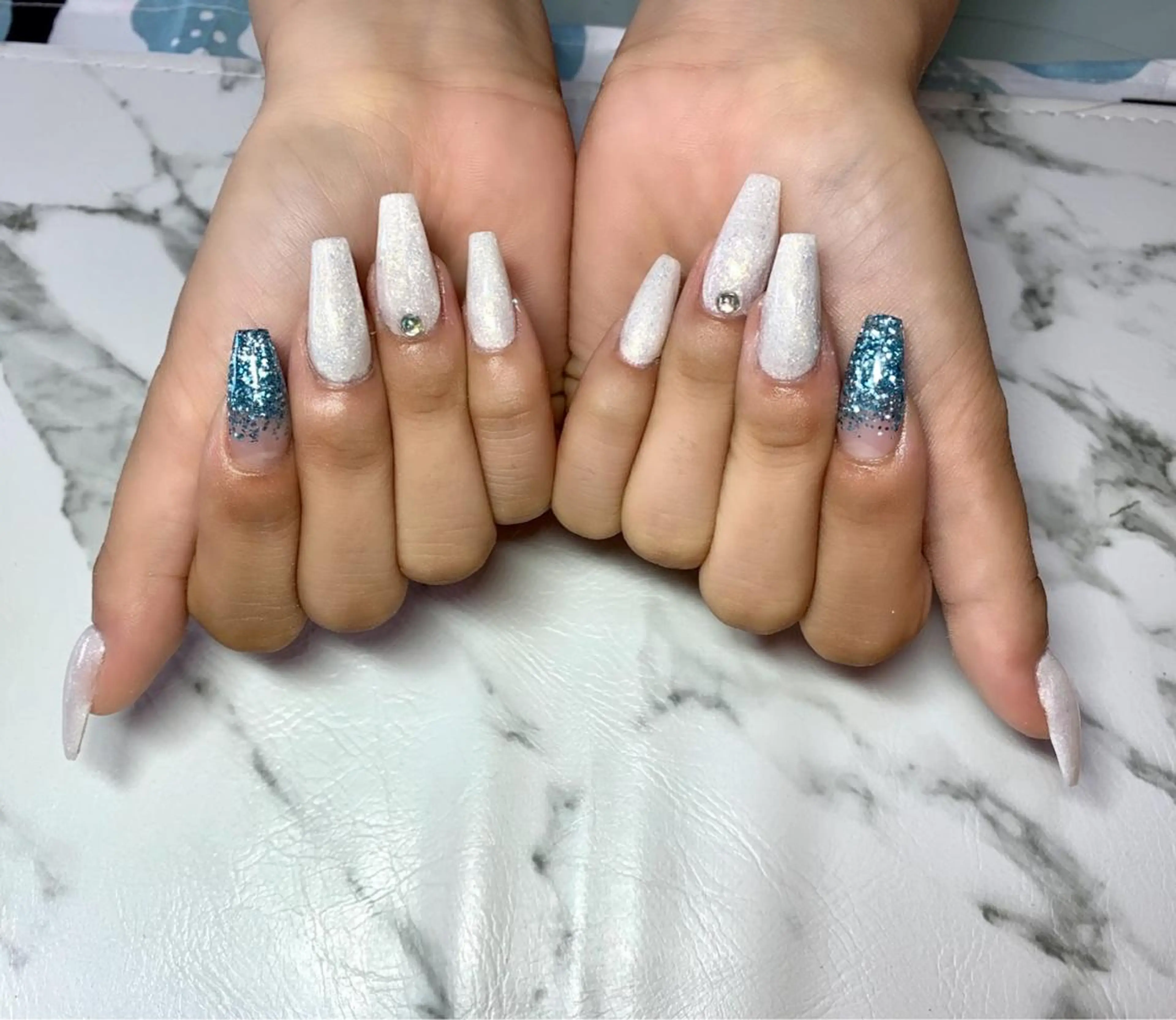 ネイル アニマル柄 アートネイル ニュアンスネイル ワンカラーネイル スカルプネイル ハンドネイル x.1.0.nail ♡Cのネイルデザイン