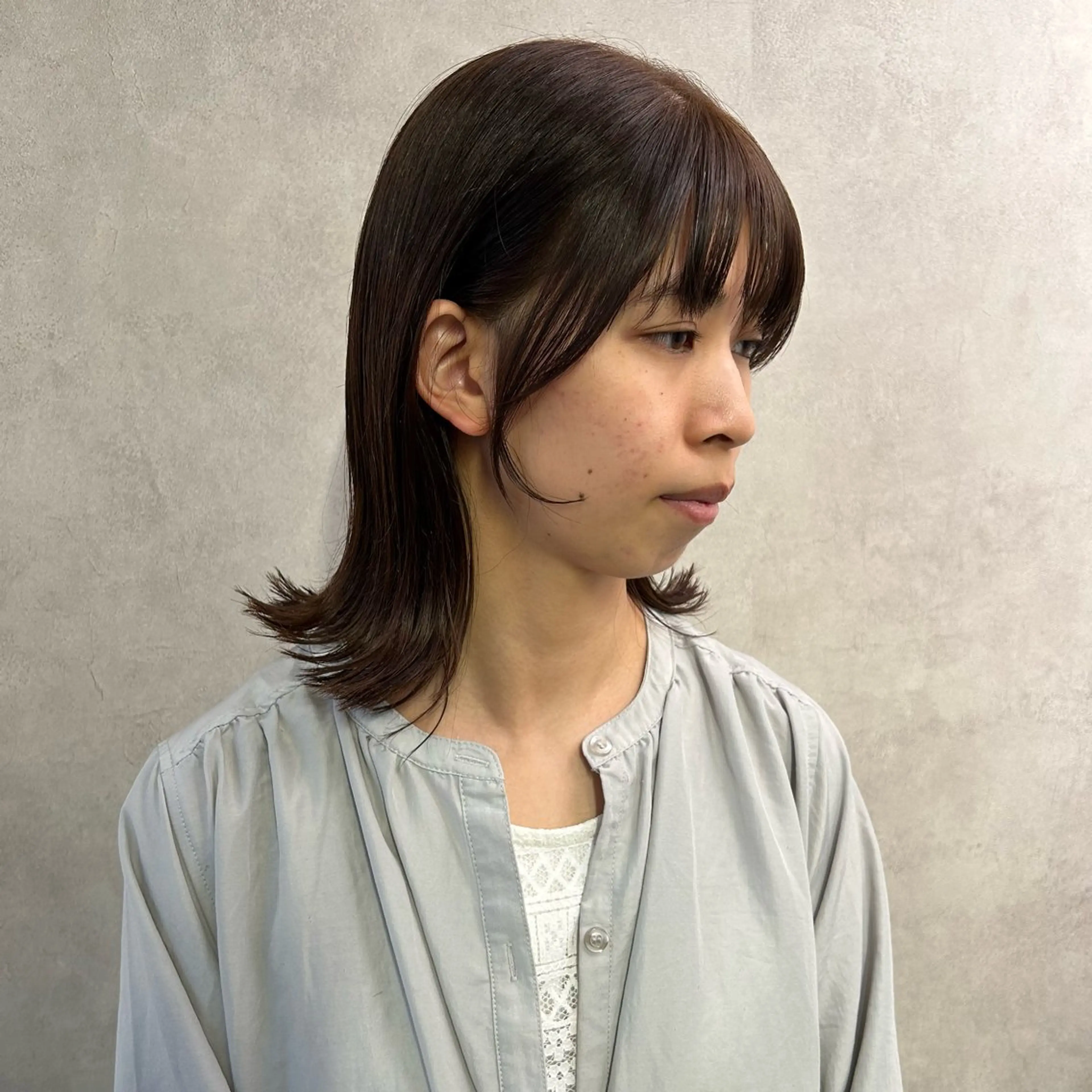 ミディアム カラー ブラウンカラー 透明感カラー 顔周りカット 小顔カット カット 透明感カラー🫧 /有野ひかりのヘアスタイル