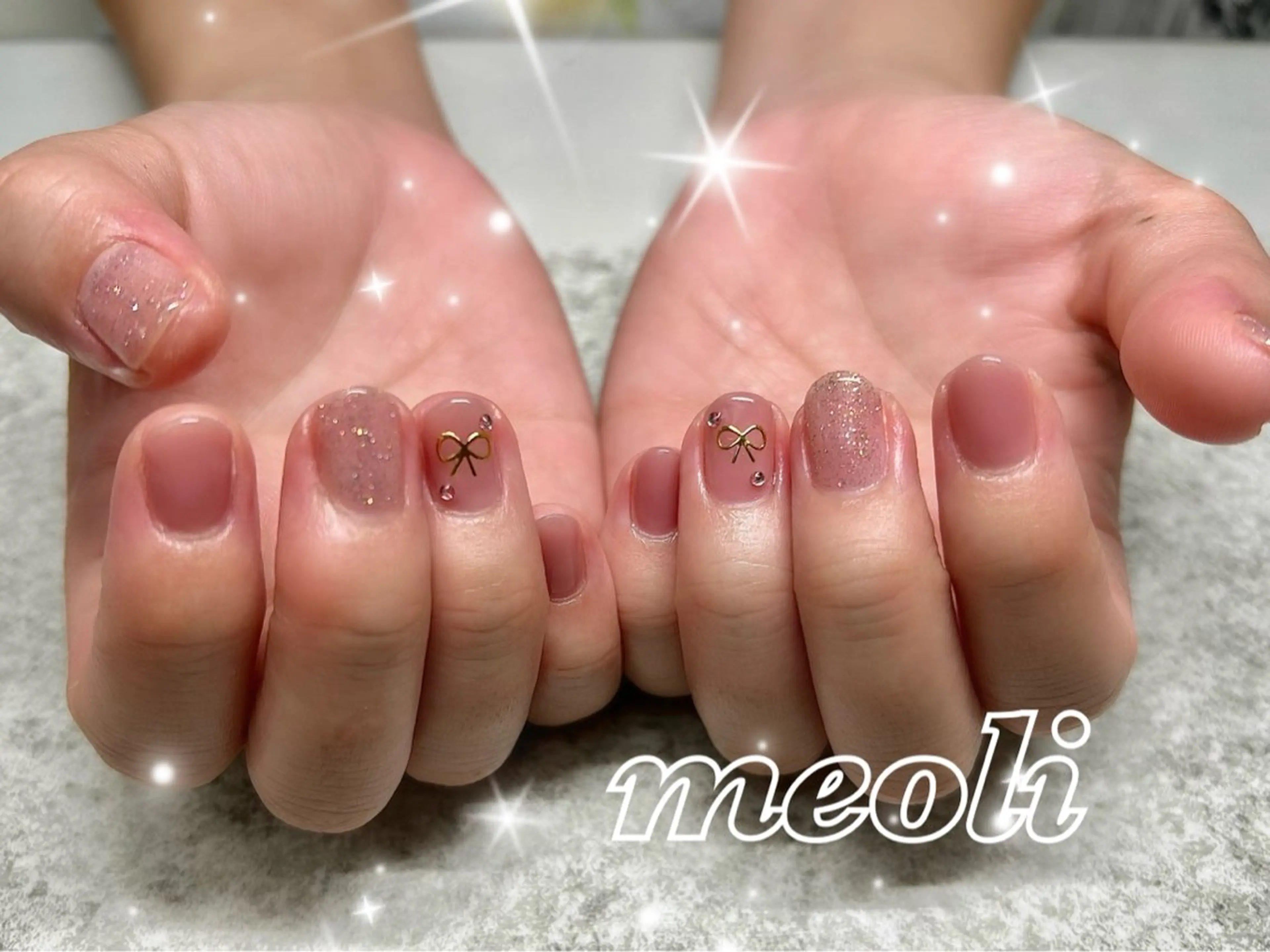 ネイル フラッシュネイル ラメ(グリッター) ピンク リボン nail salon meoli　アヤのネイルデザイン