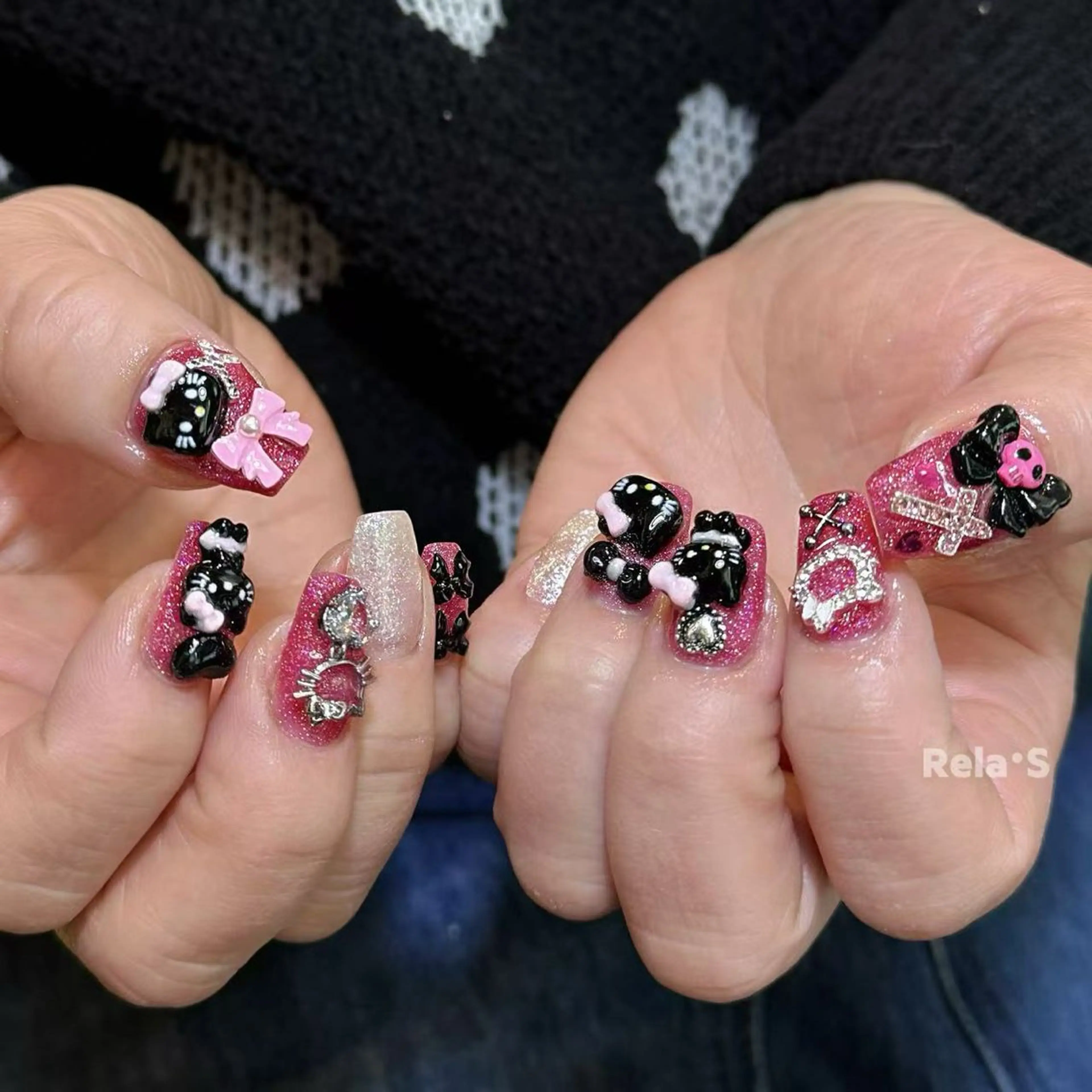 ネイル オーロラネイル 長さ出し フレンチネイル ジェルネイル ガラスフレンチ ハンドネイル Rela・S NAILのネイルデザイン