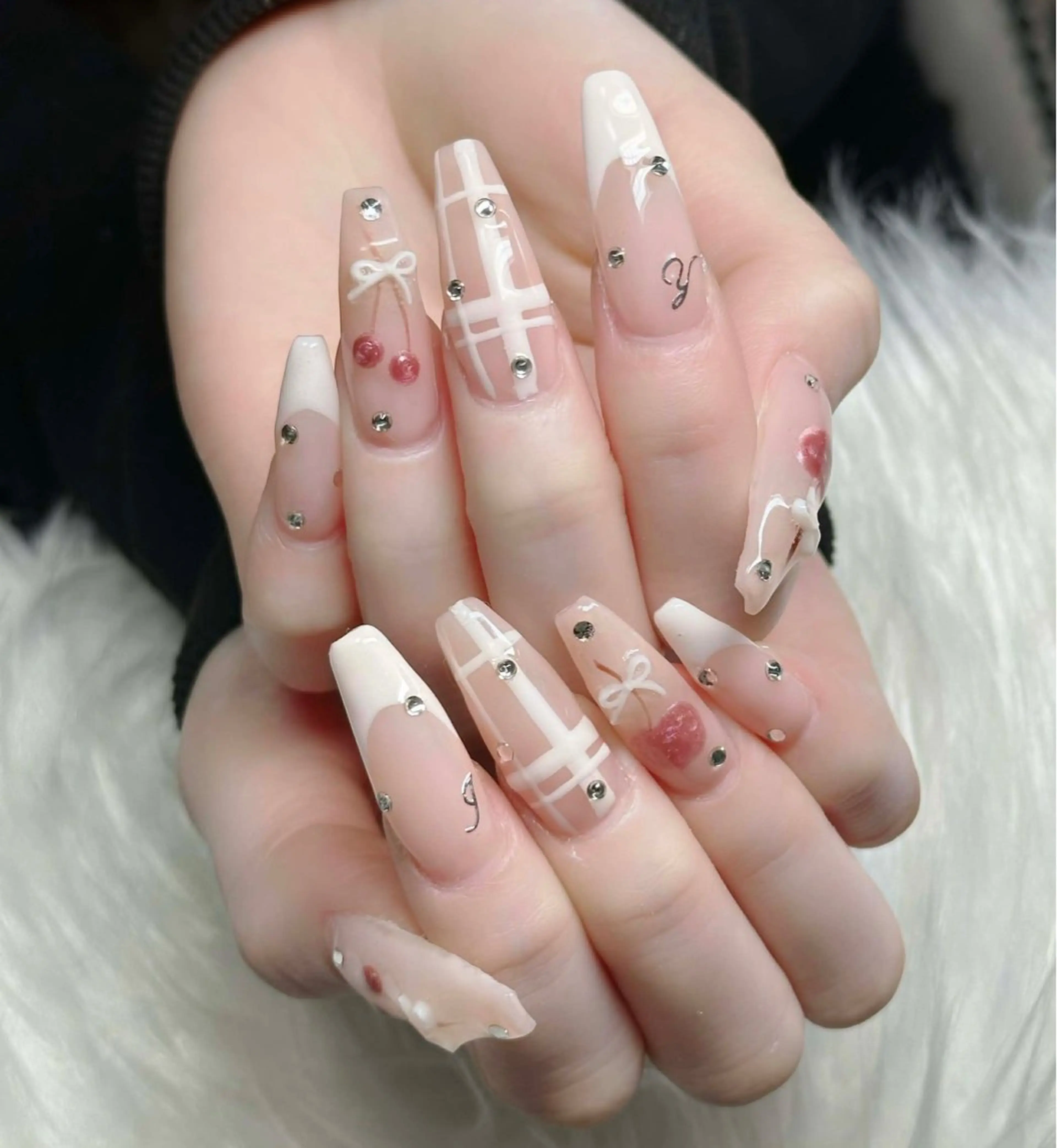 ネイル アートネイル ボルドー フレンチネイル ジェルネイル 氷ネイル・うるうるネイル ハンドネイル H.baby Nail Salonのネイルデザイン