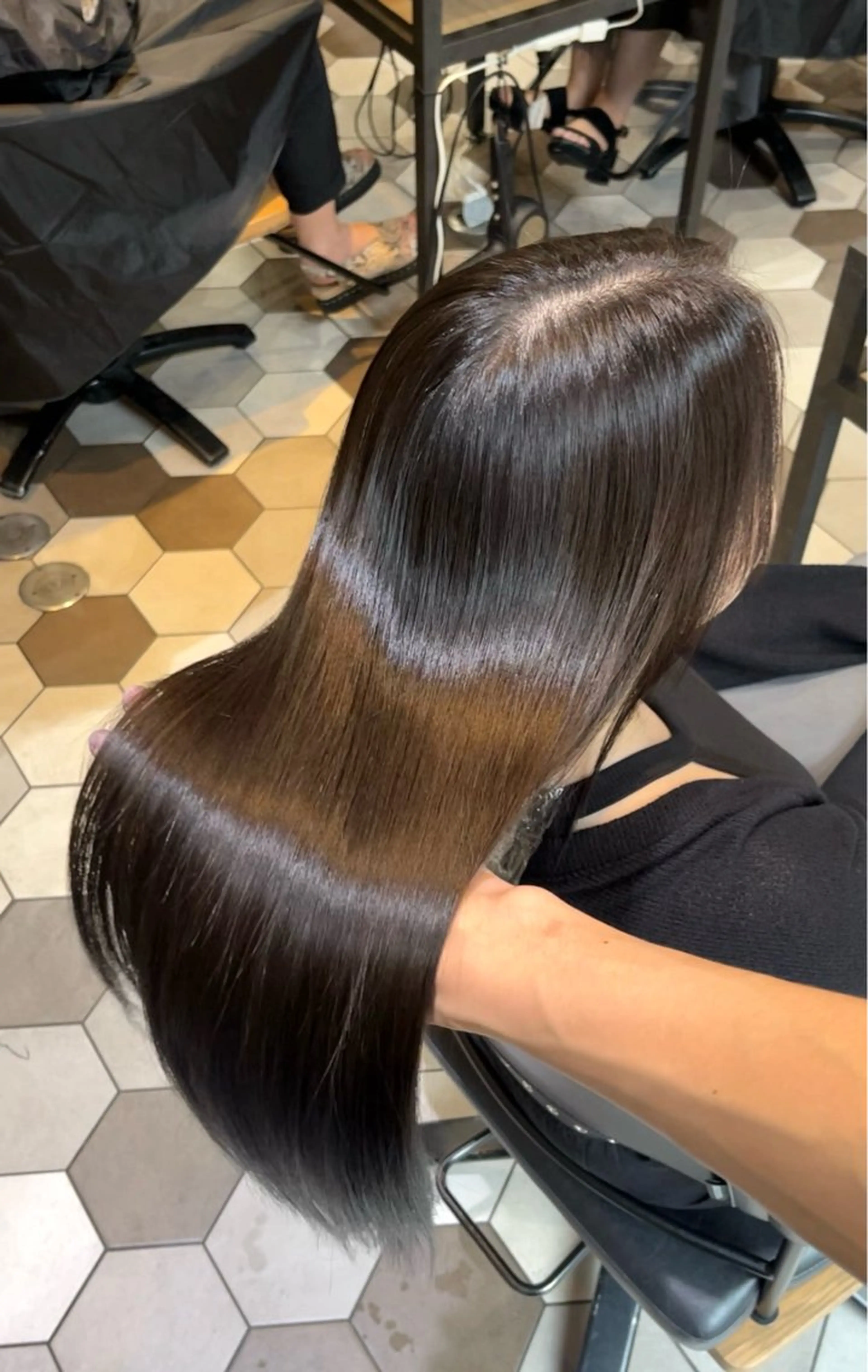 ロング カット 縮毛矯正 トリートメント 石原 悠貴のヘアスタイル