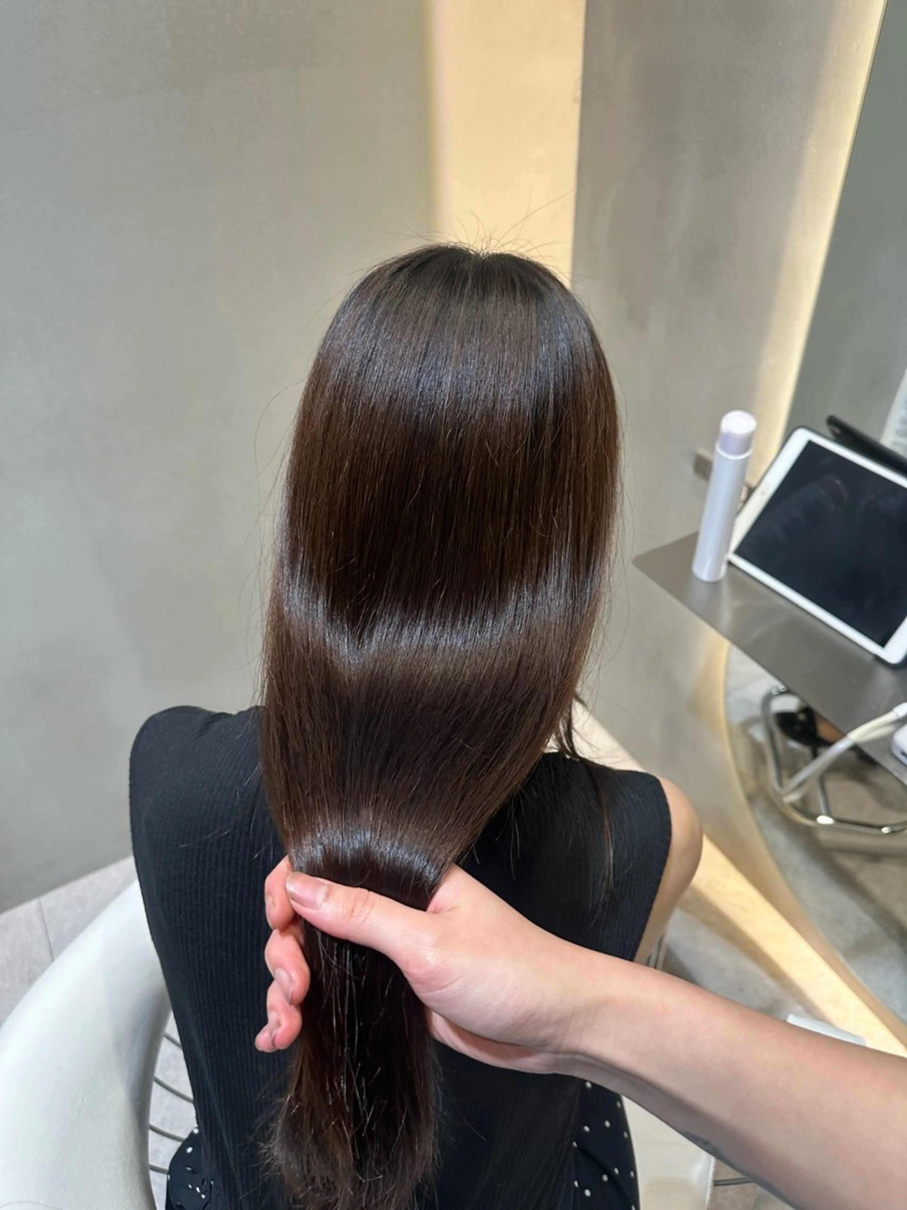 ロング 透明感カラー/伊藤 陸/soigneのヘアスタイル