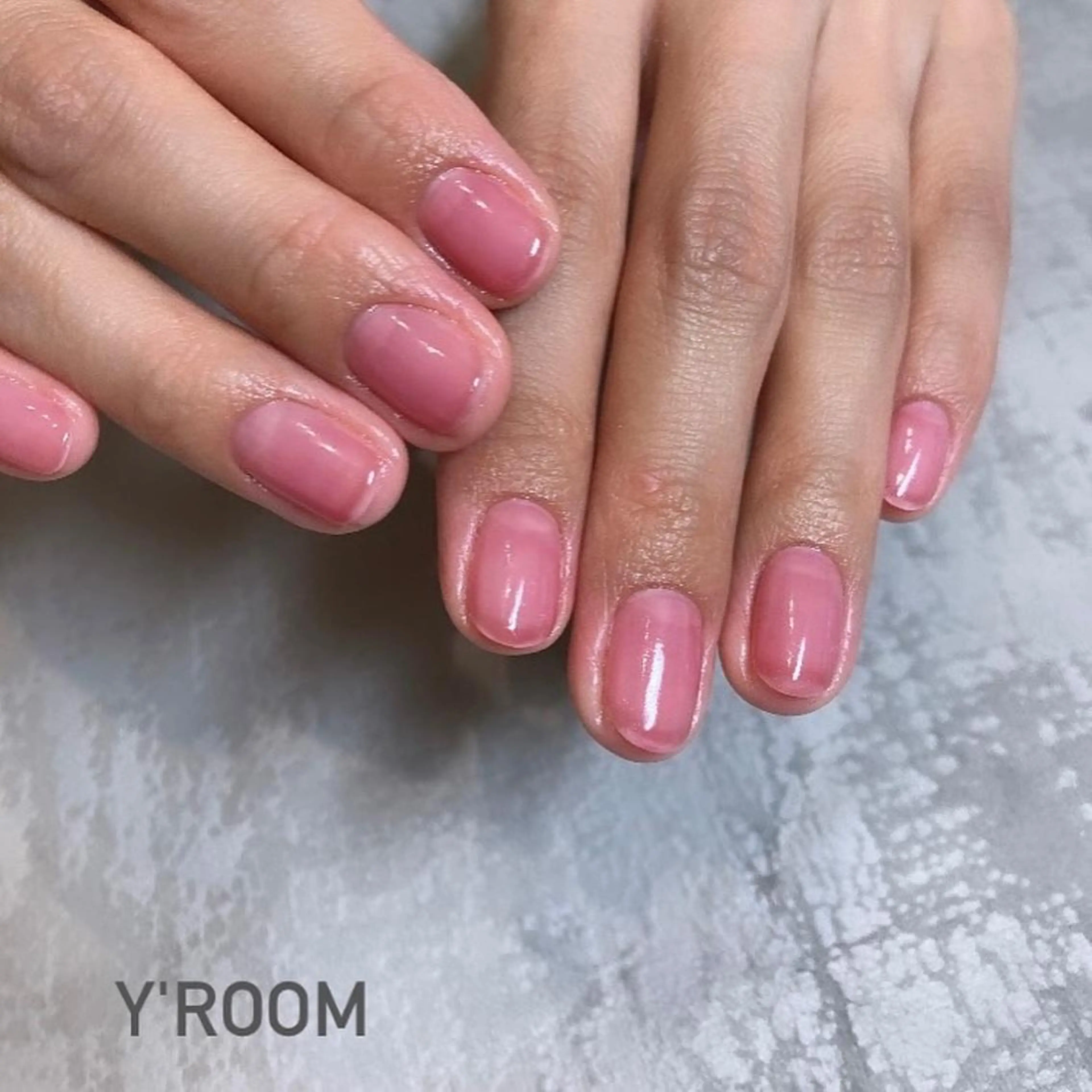 ネイル オーロラネイル フラッシュネイル フットネイル ジェルネイル 氷ネイル・うるうるネイル ハンドネイル YUKA （ネイリスト）のネイルデザイン