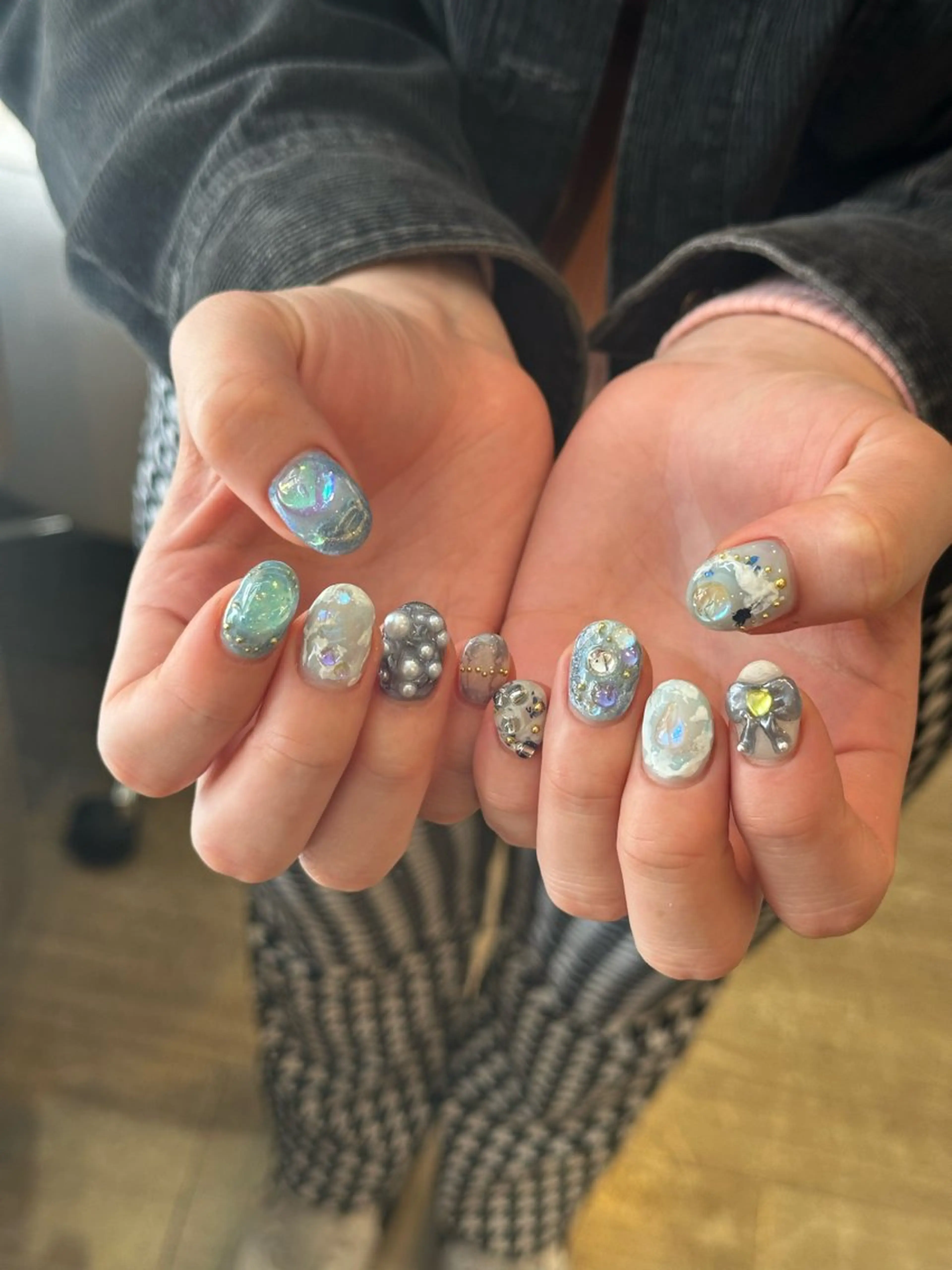 ネイル ニュアンスネイル ハンドネイル Natsuko 🪼のネイルデザイン