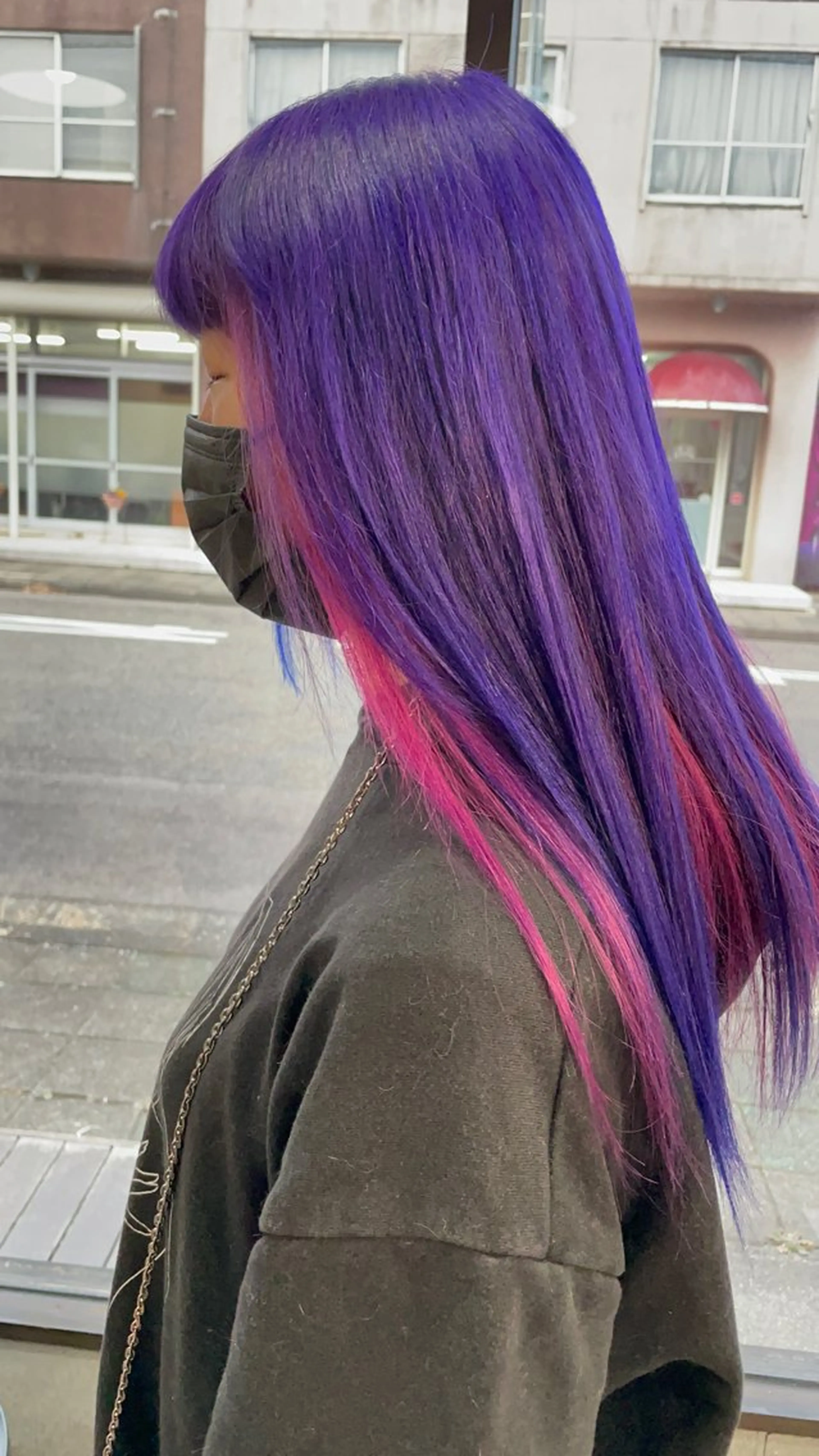 ロング ヘアカラー 🎨カラー専門家🎨 チャーリーのヘアスタイル