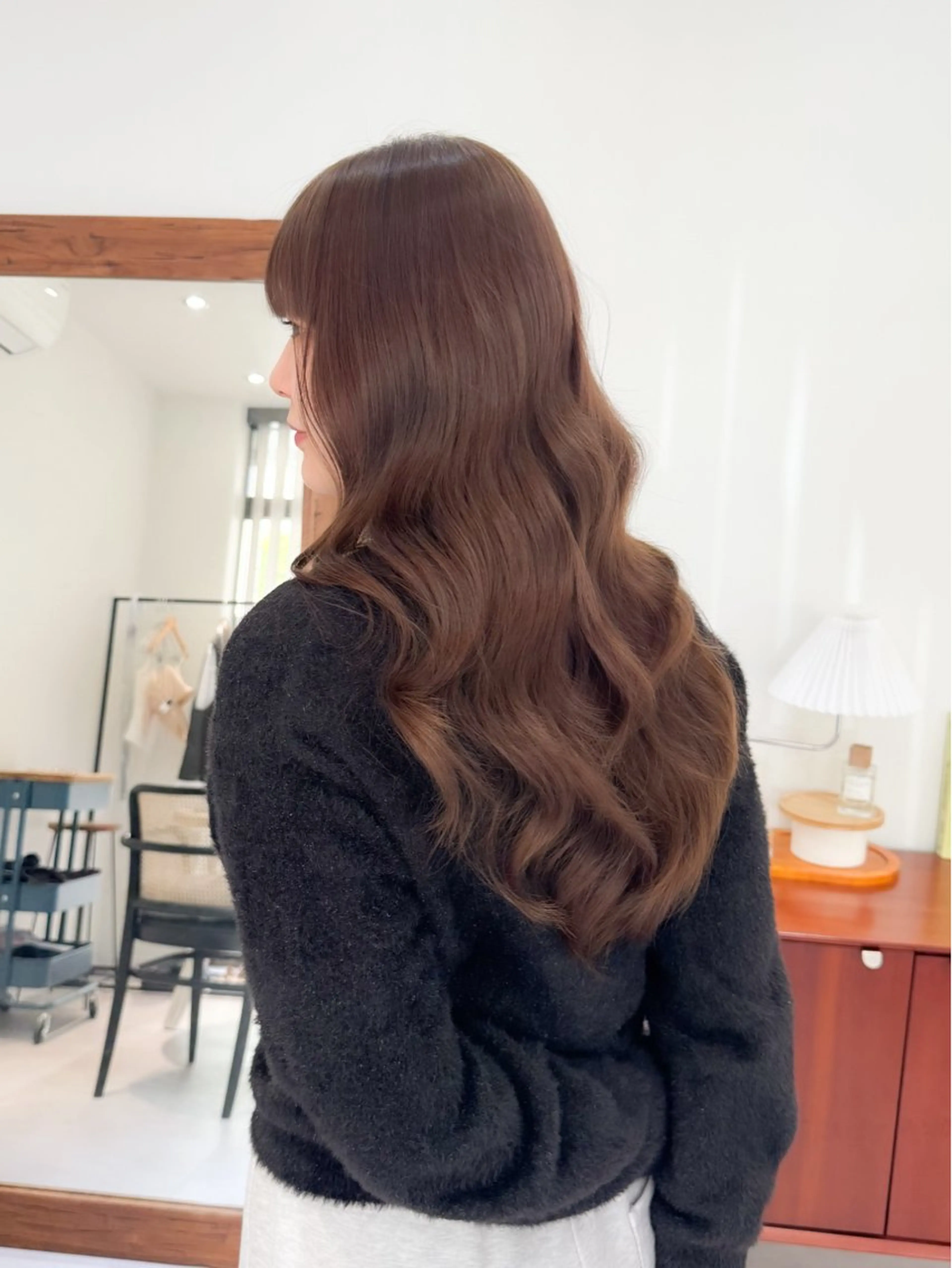 ロング ボブ 顔まわりレイヤー ハッシュカット 髪質改善 韓国風ヘア カット ヘアカラー トリートメント 立川レイヤー 透明感カラーaoiのヘアスタイル