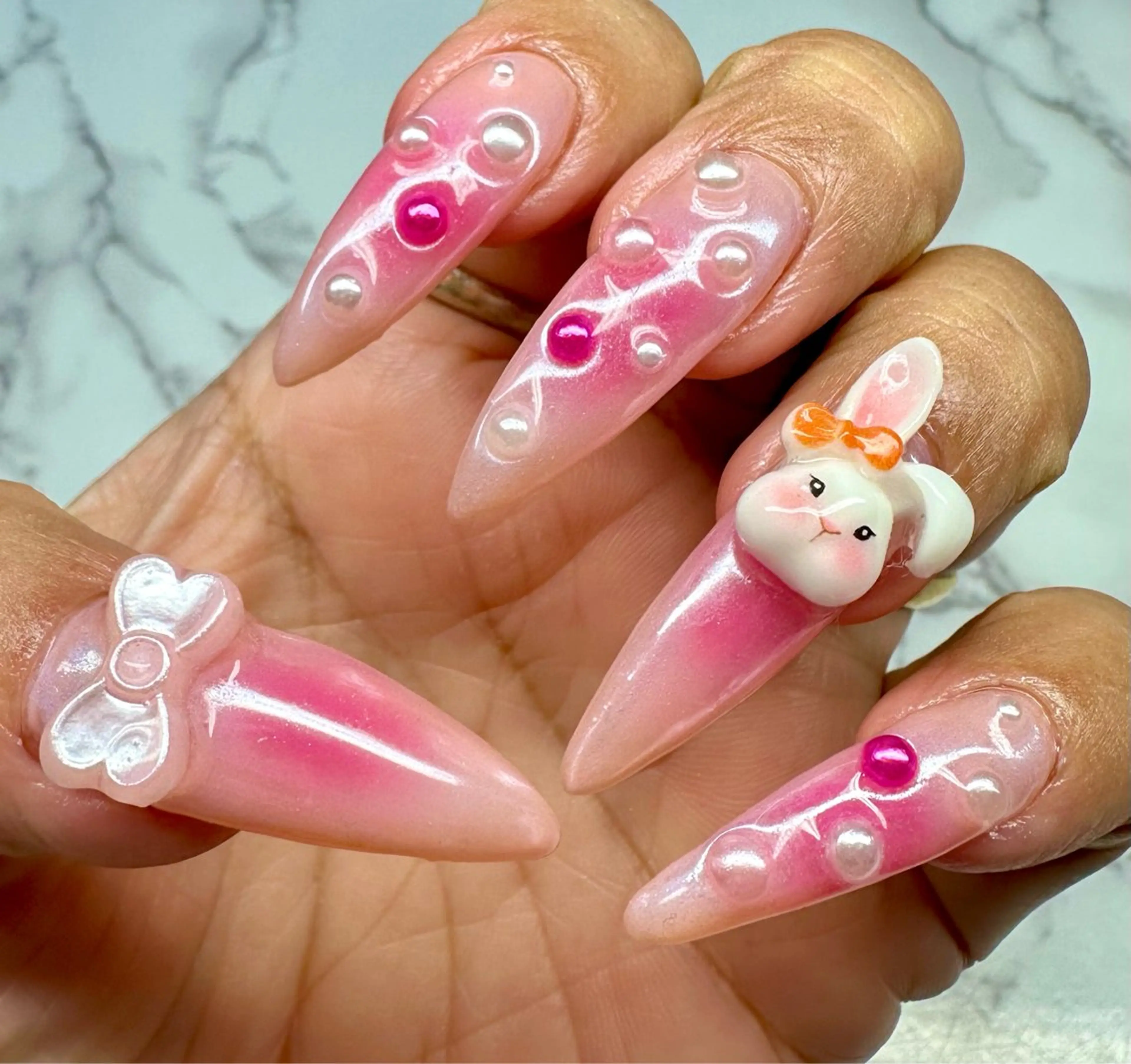 ネイル アートネイル チークネイル キラキラネイル ラメ(グリッター) マグネットネイル M.N_ nailのネイルデザイン