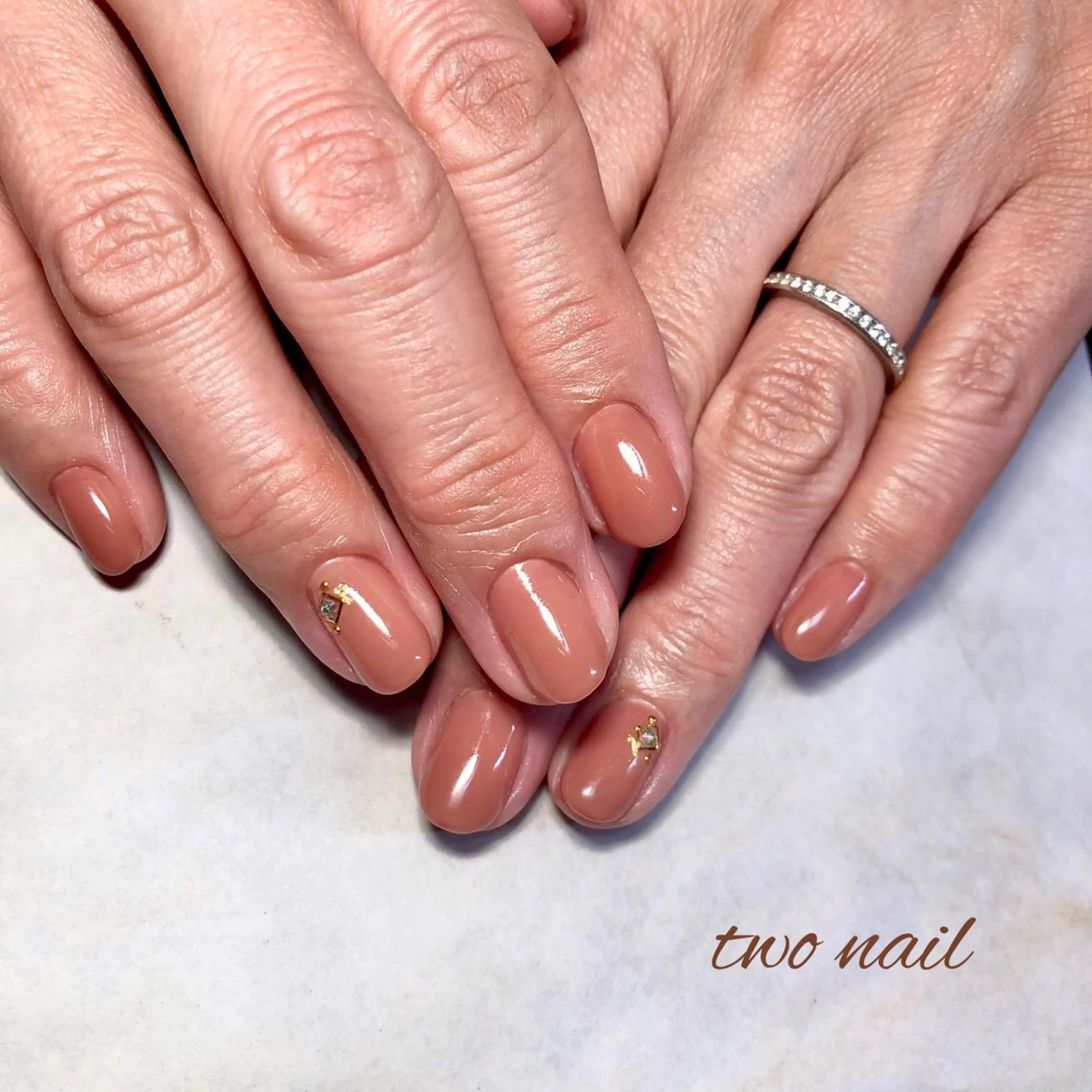 ネイル アートネイル ブラウン フットネイル ハート ニュアンスネイル ハンドネイル two nailのネイルデザイン