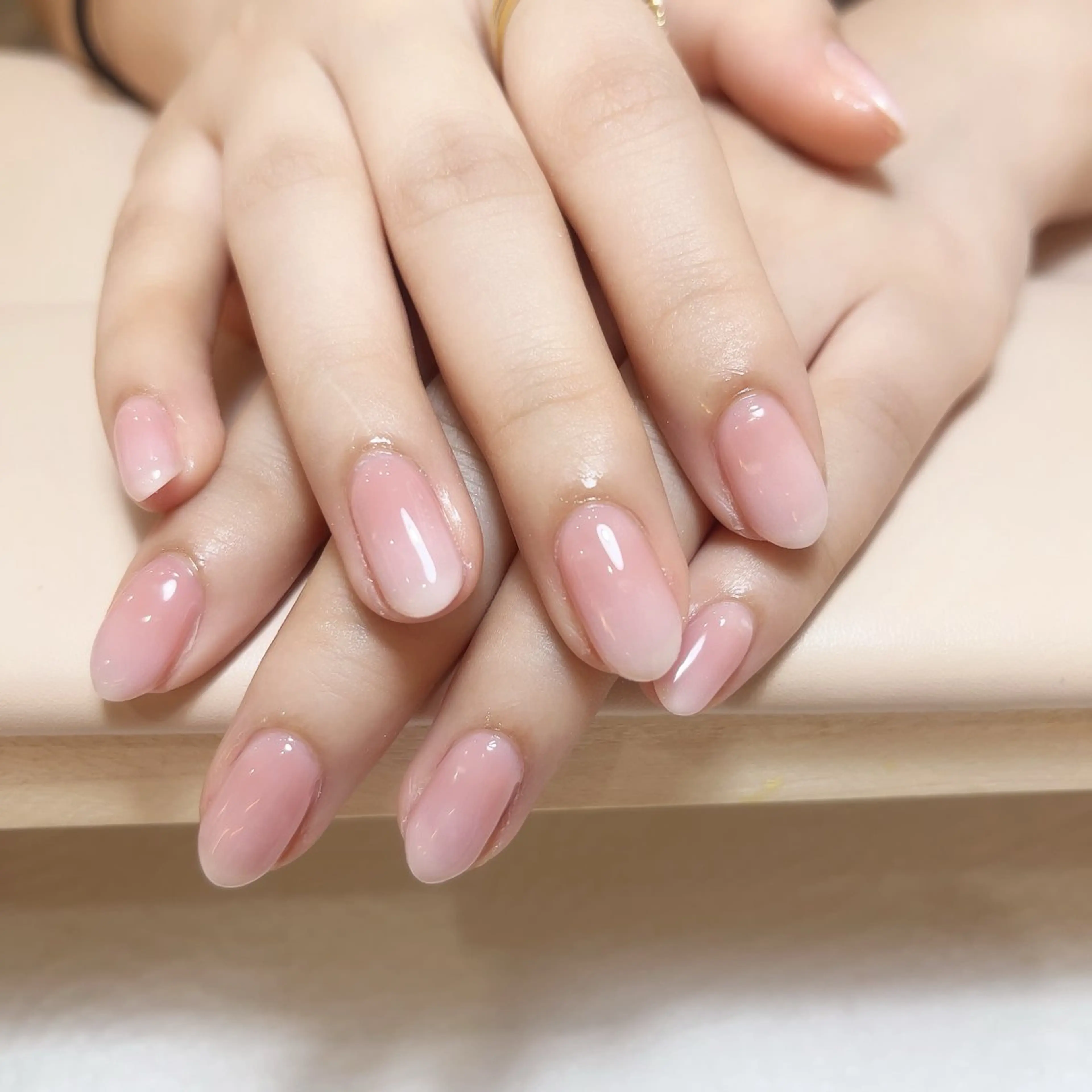 ネイル ハンドネイル MoonNail ユリ🌸のネイルデザイン