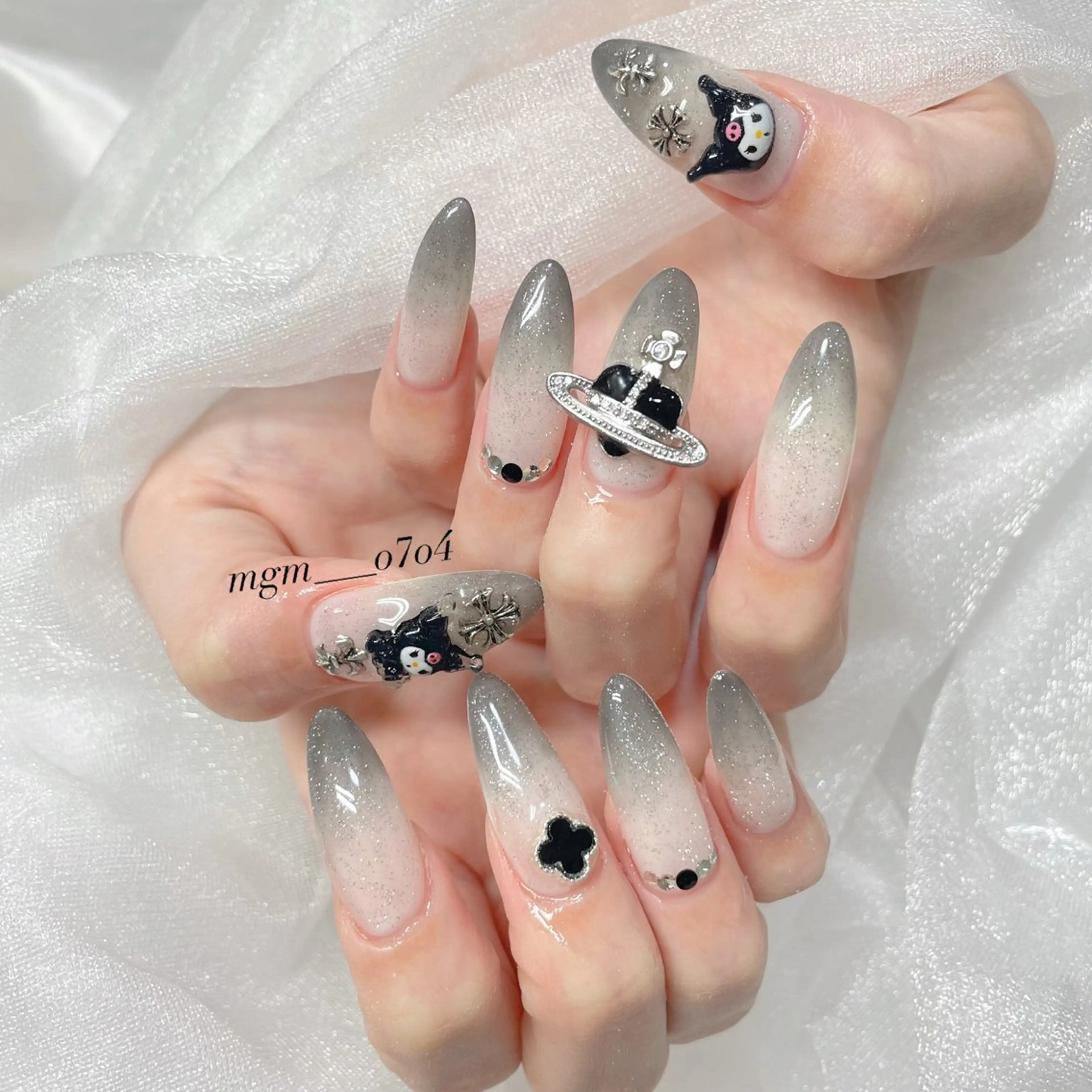 ネイル ハンドネイル ハンドケア MoON...❤︎ MeGuのネイルデザイン