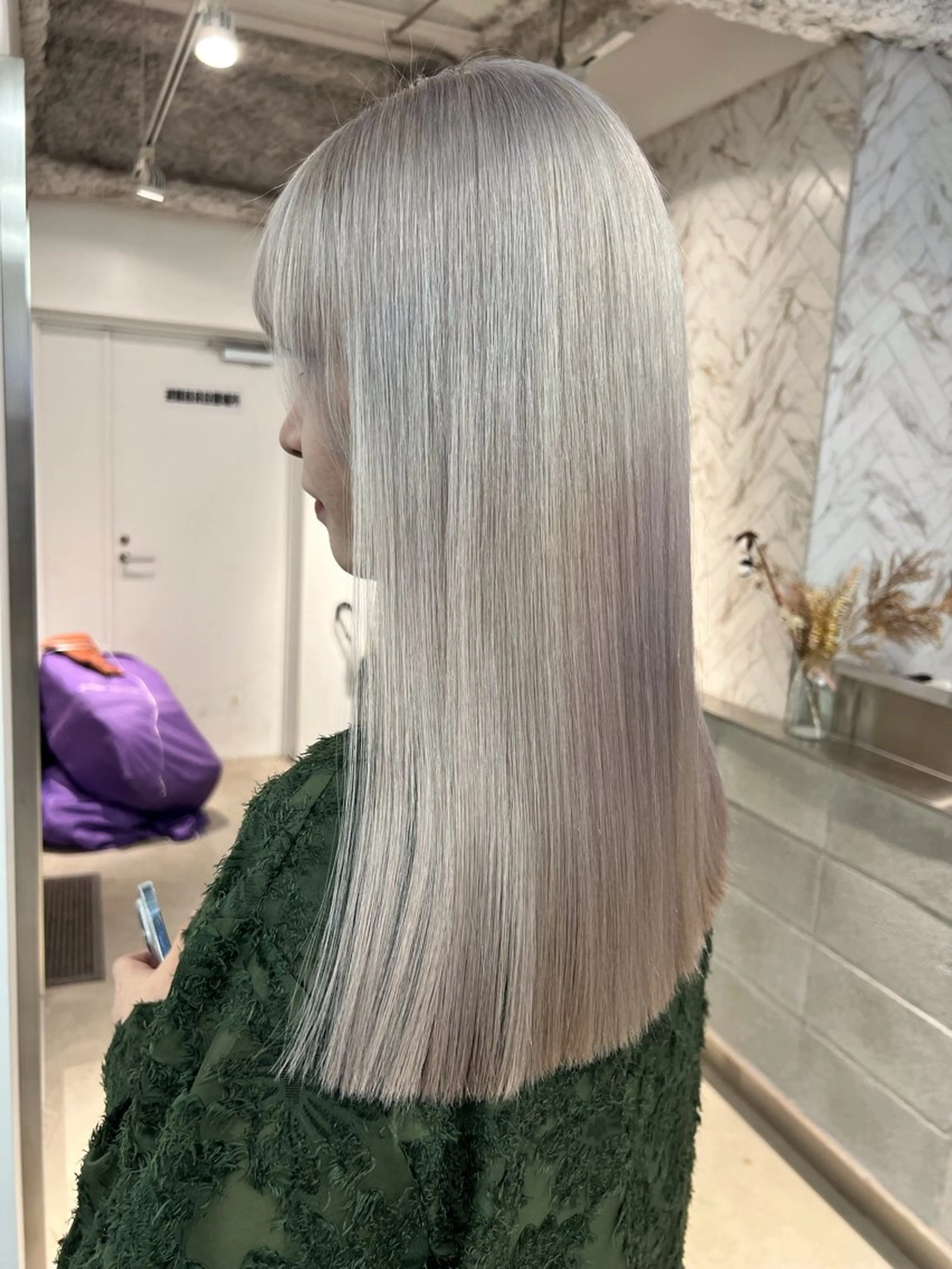 ロング カラー DAYS 2ndのヘアスタイル