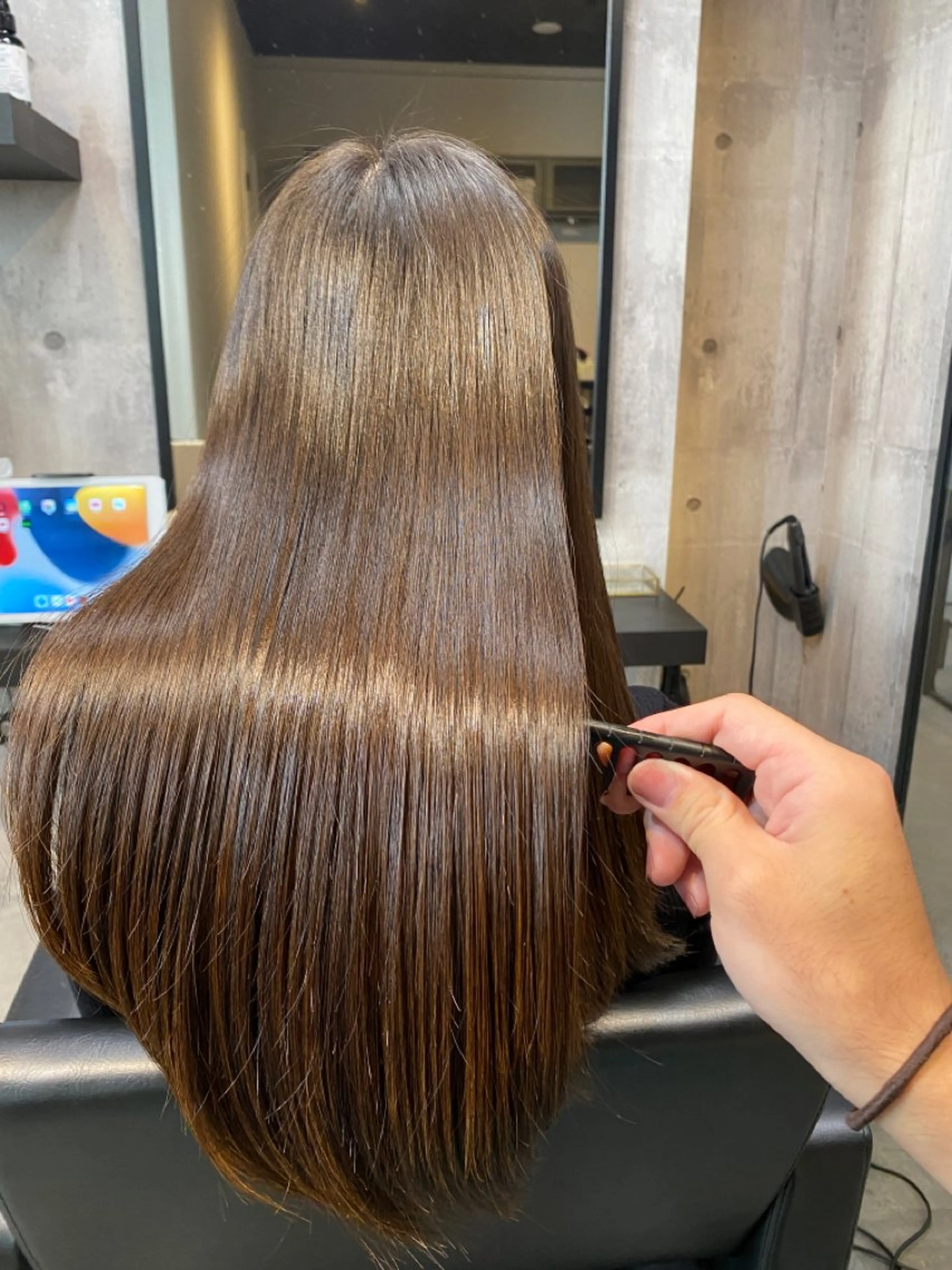 ロング 🟡【美髪専門店】 ✨褒め髪/艶髪🟡のヘアスタイル