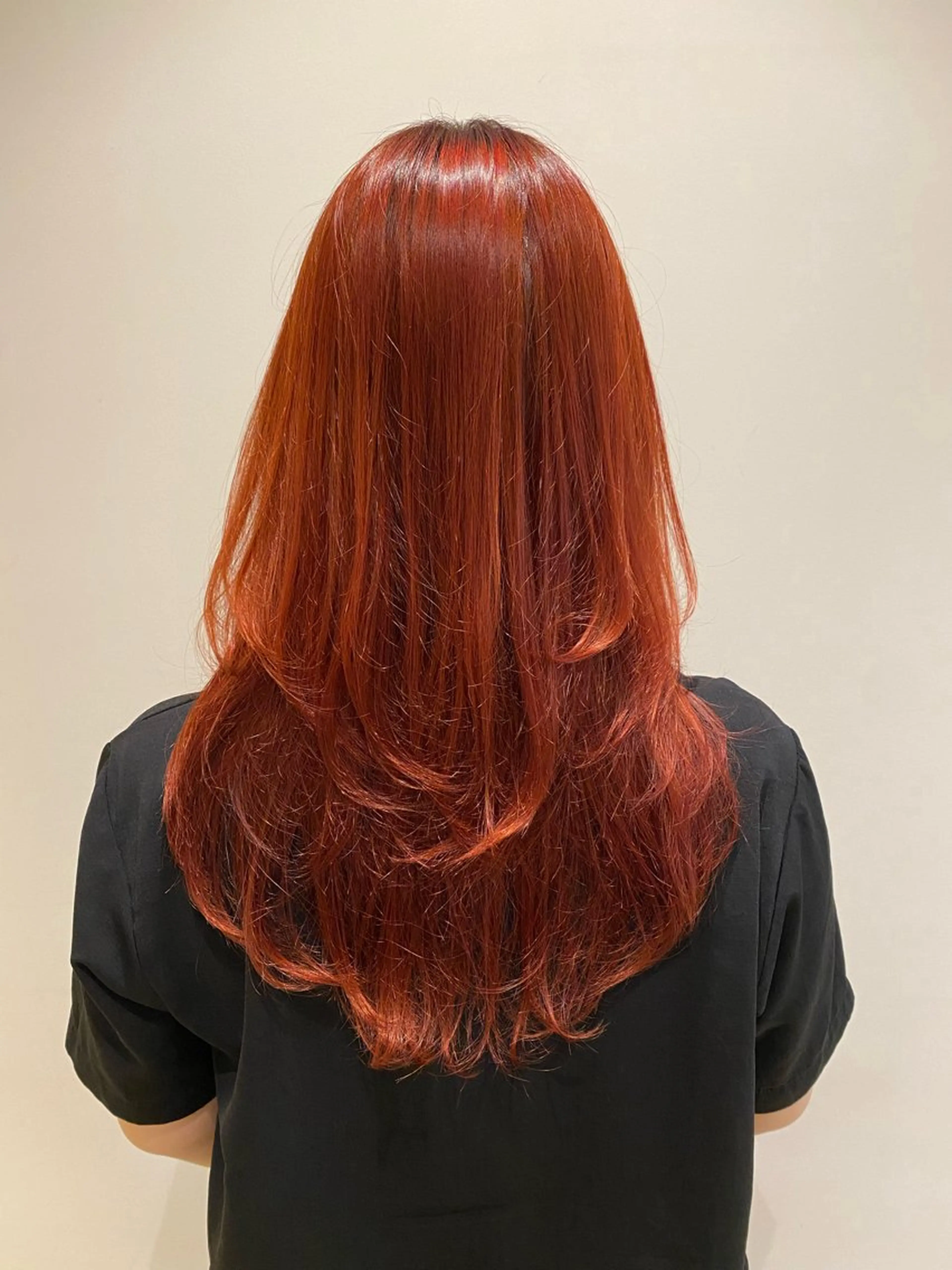 ロング カラー レッドカラー レイヤーカット 艶髪🌿美髪 大塚礼乃【西荻窪】のヘアスタイル