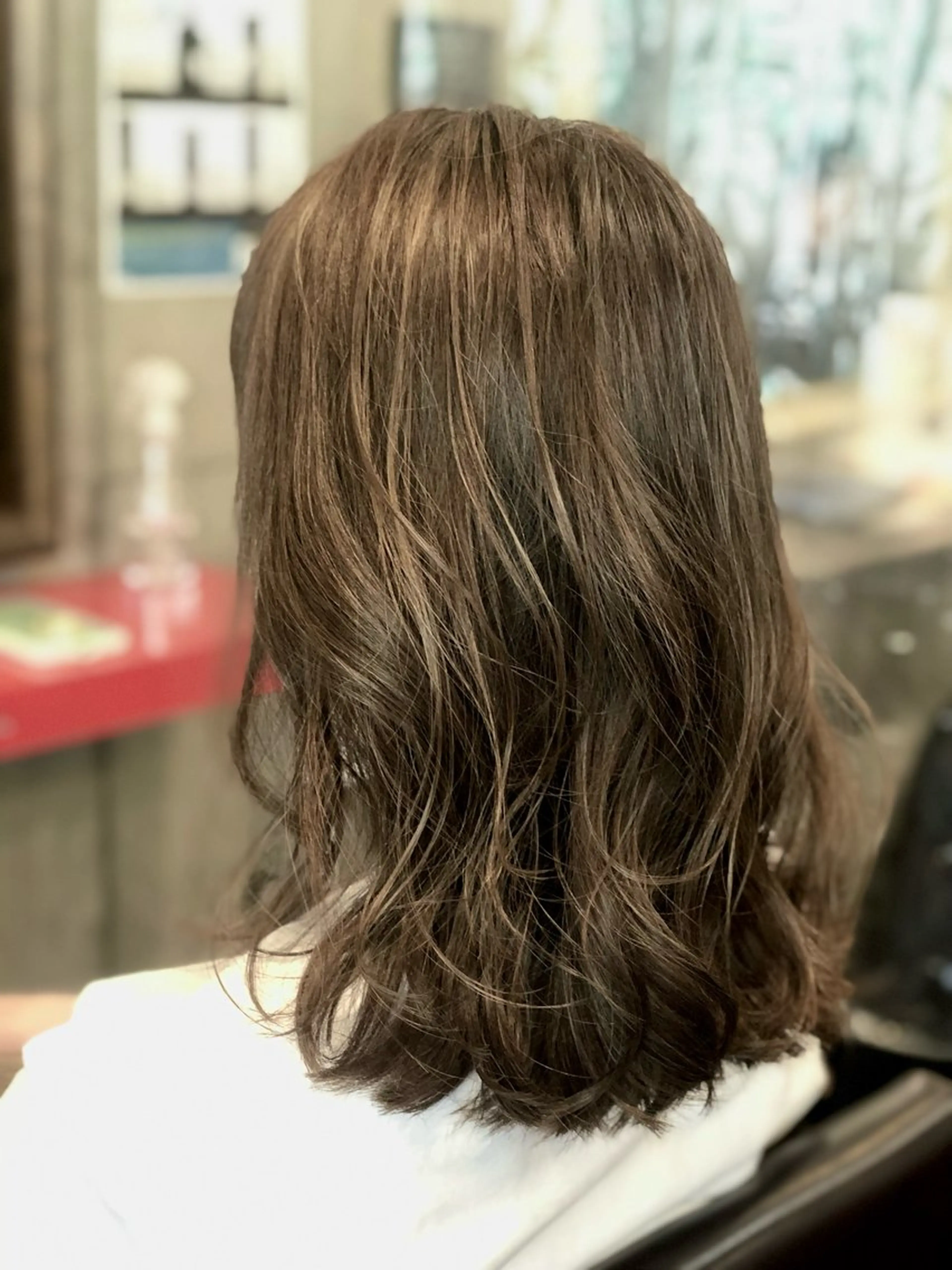 デザインカラー🦋（ハイライト、インナーカラー）の写真