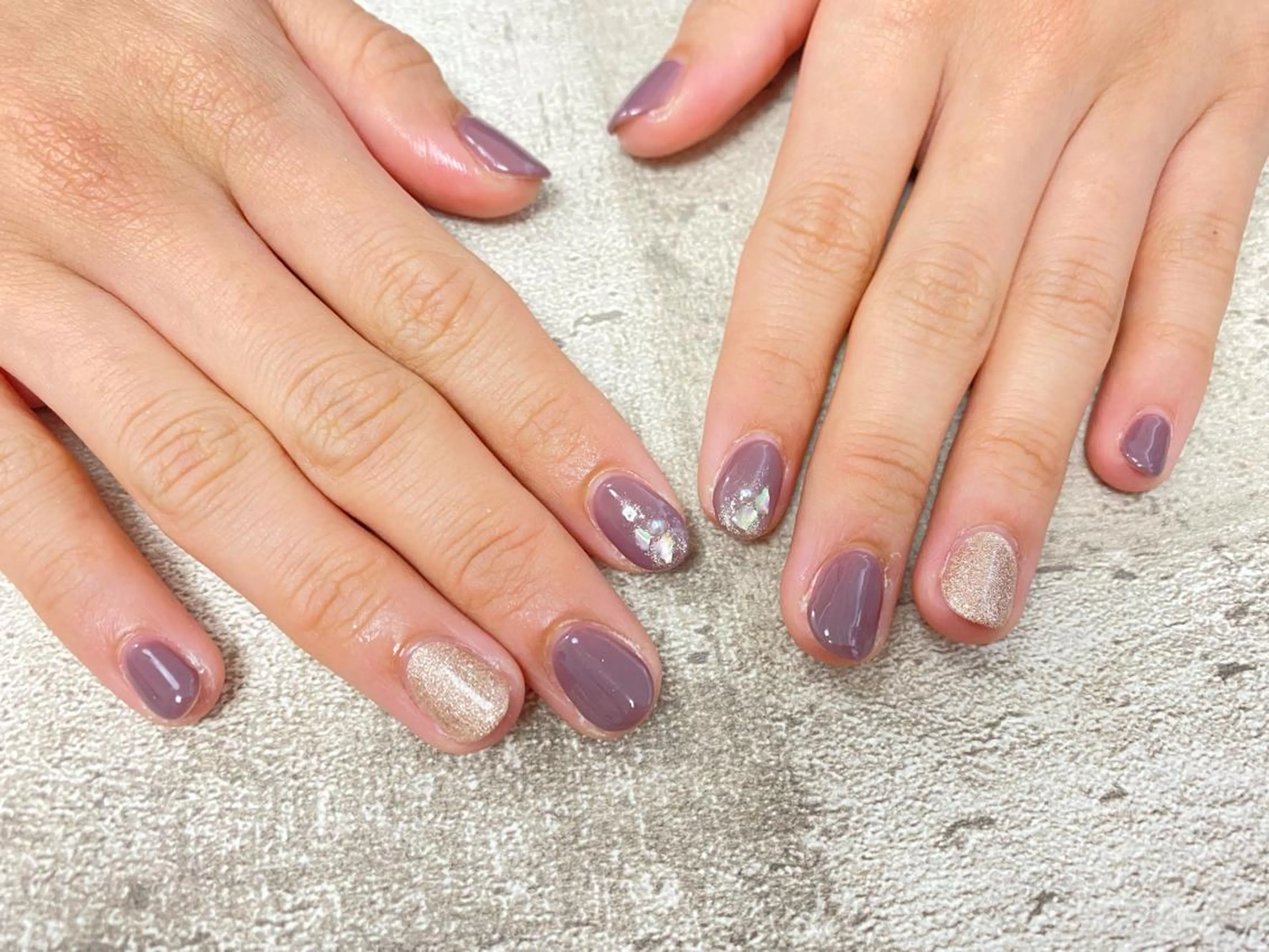 ネイル mogunail &blowのネイルデザイン