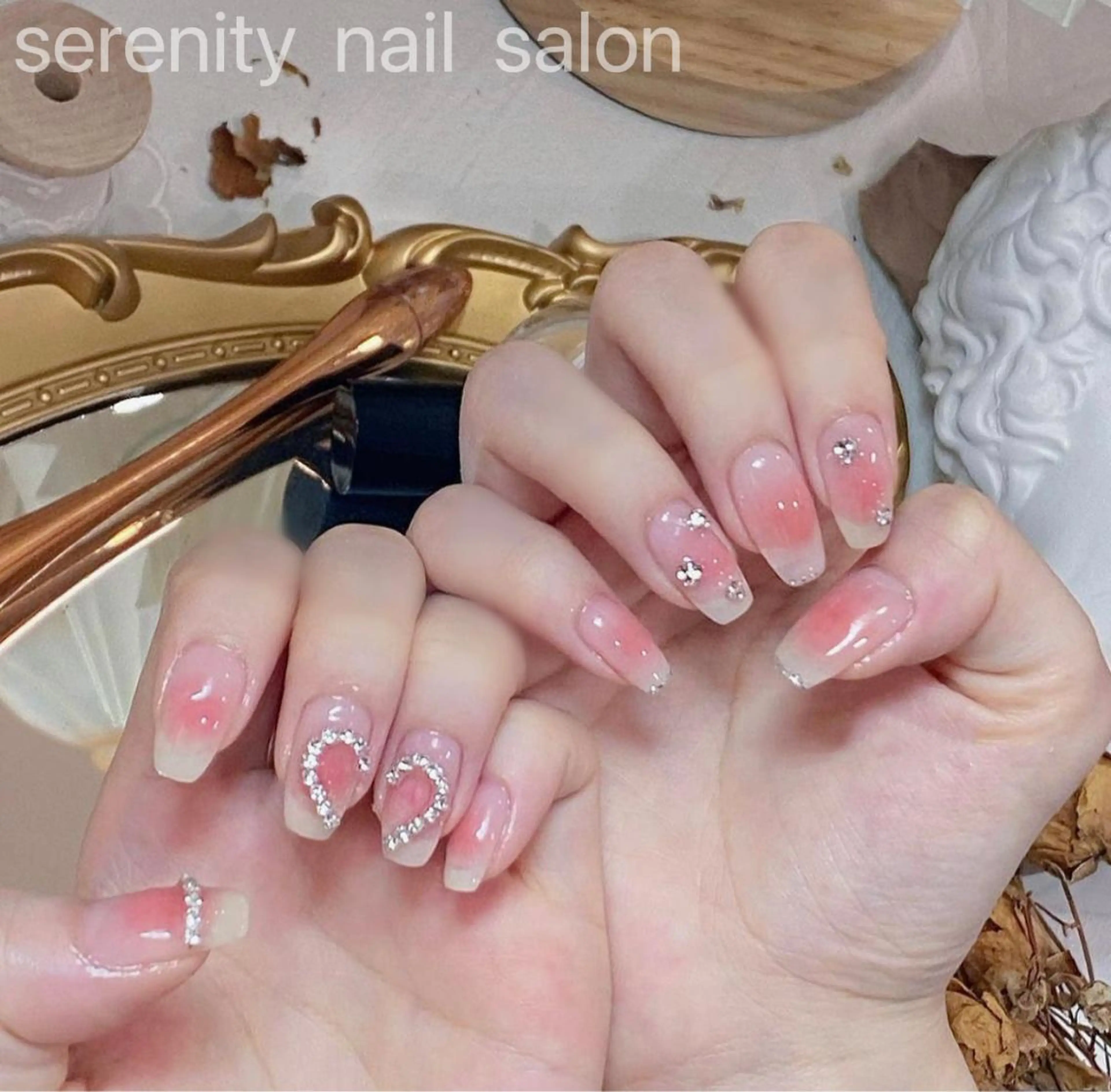 ネイル ハンドネイル ハンドケア ✨Serenity Nail salonのネイルデザイン