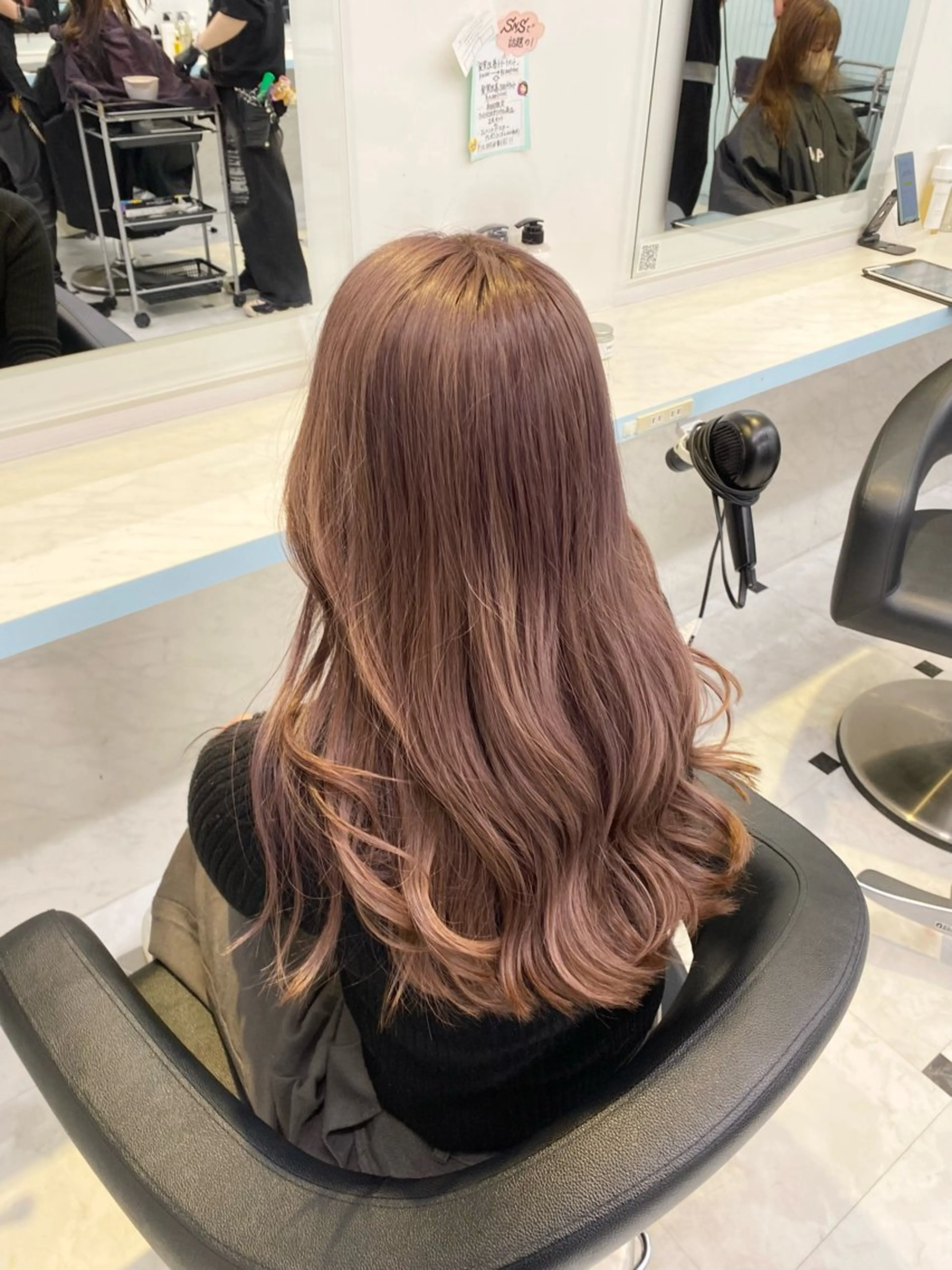 ロング カラー ヘアカラー 🤎モテ髪＆透明感 ミルクティー🥣🤎のヘアスタイル