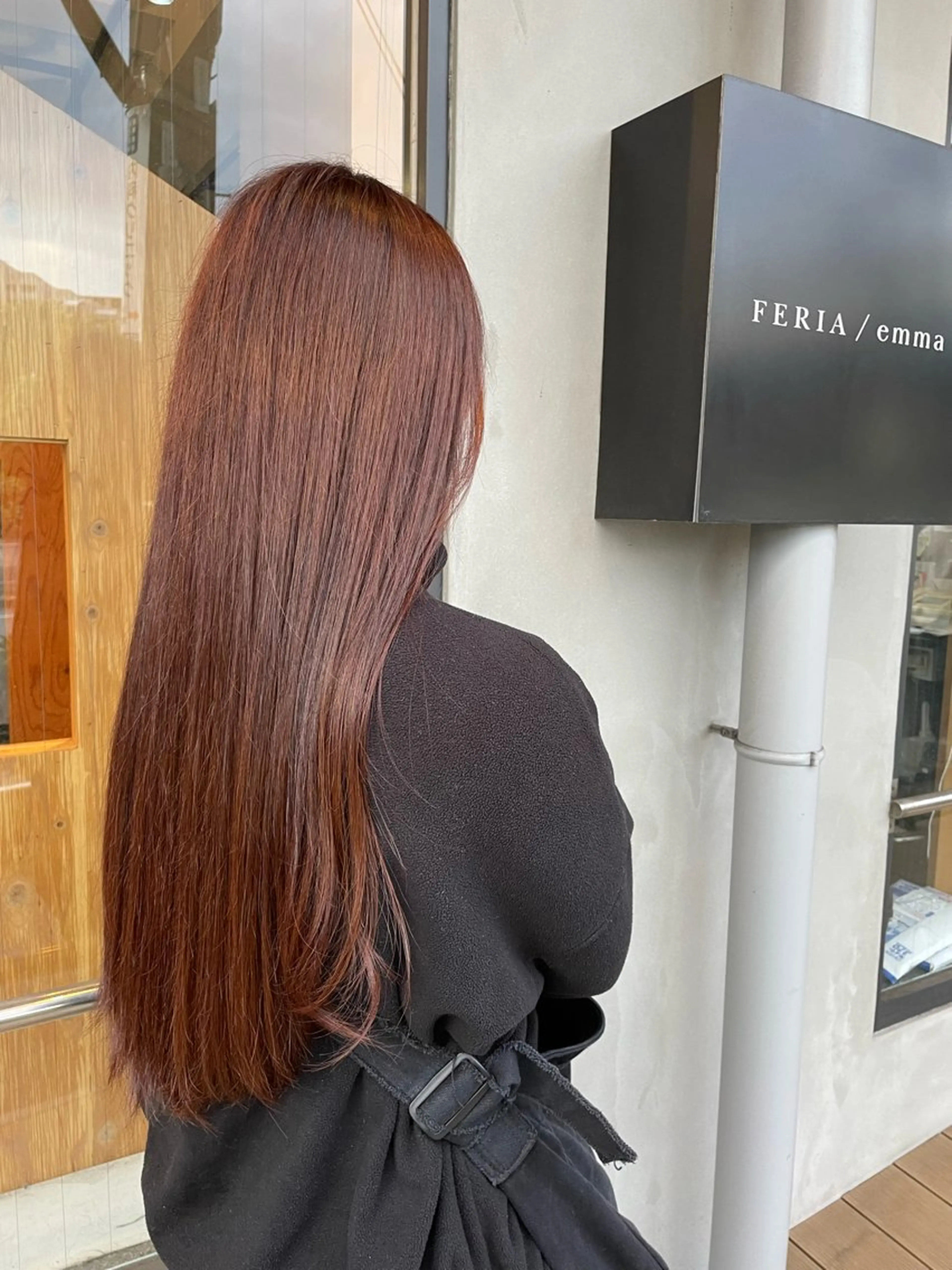 ロング カラー FERIA桃山台🍑 𝕄𝕖𝕘𝕦のヘアスタイル