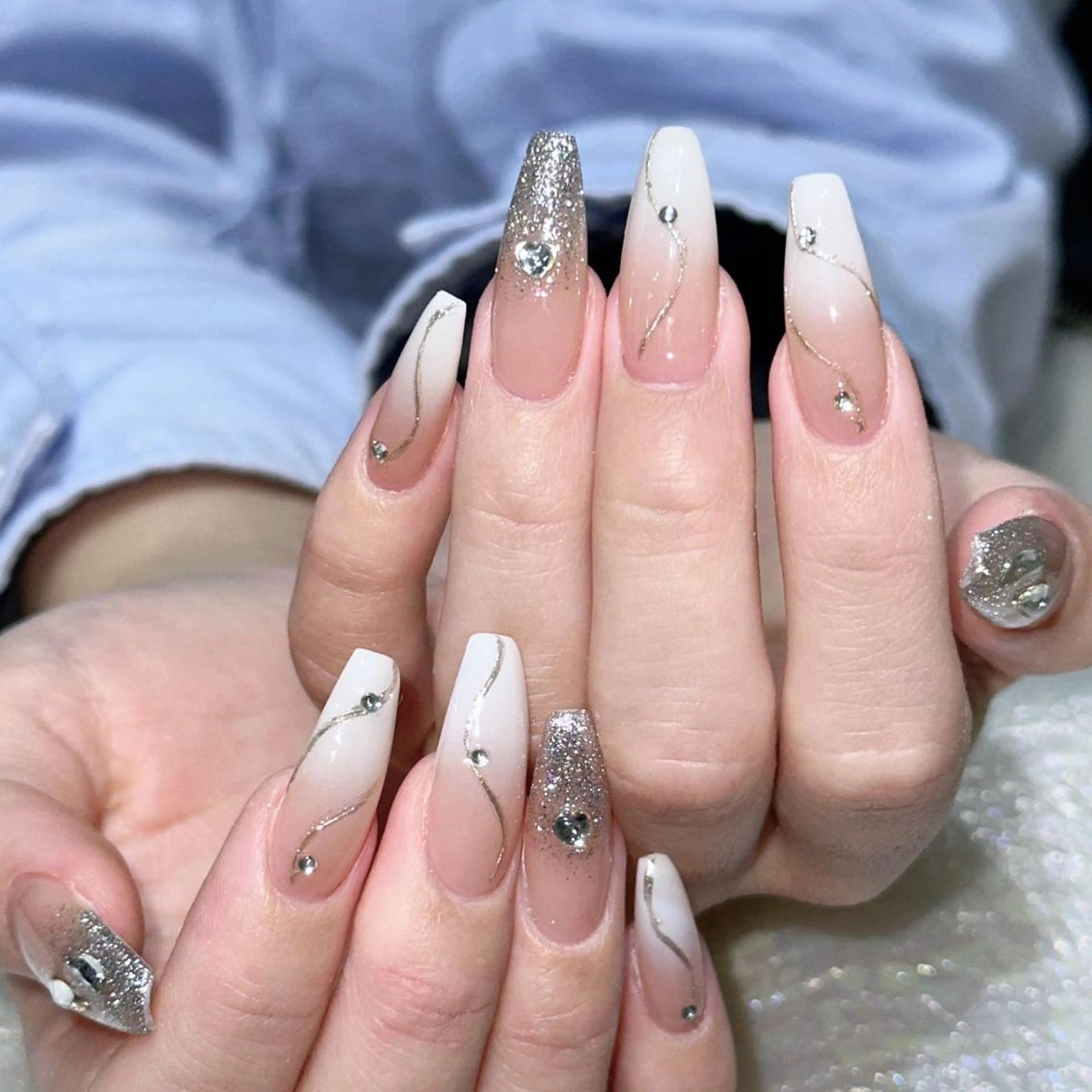 ネイル ハンドネイル Queens マオのネイルデザイン